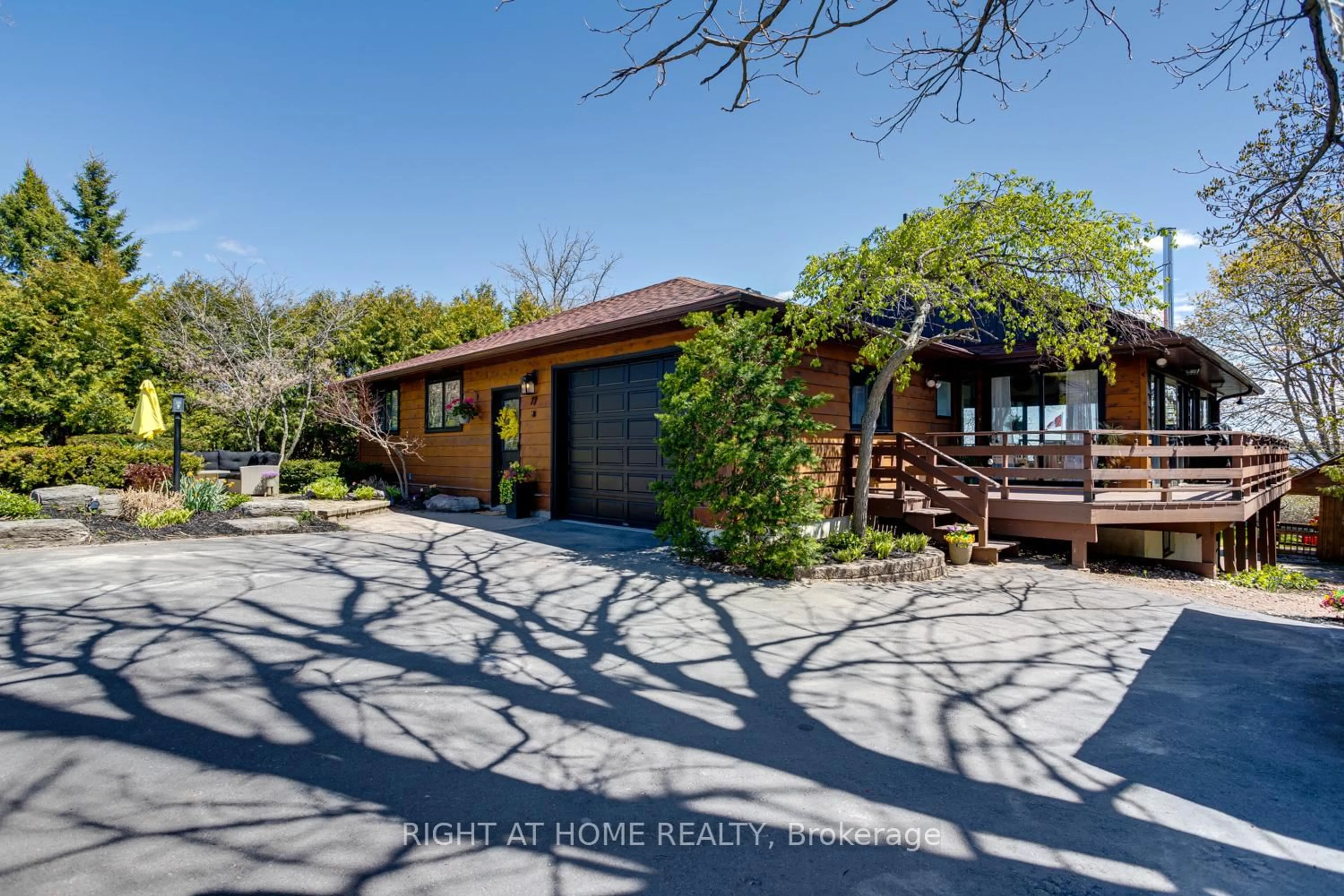 A pic from outside/outdoor area/front of a property/back of a property/a pic from drone, water/lake/river/ocean view for 77 Aldred Dr, Scugog Ontario L9L 1B4