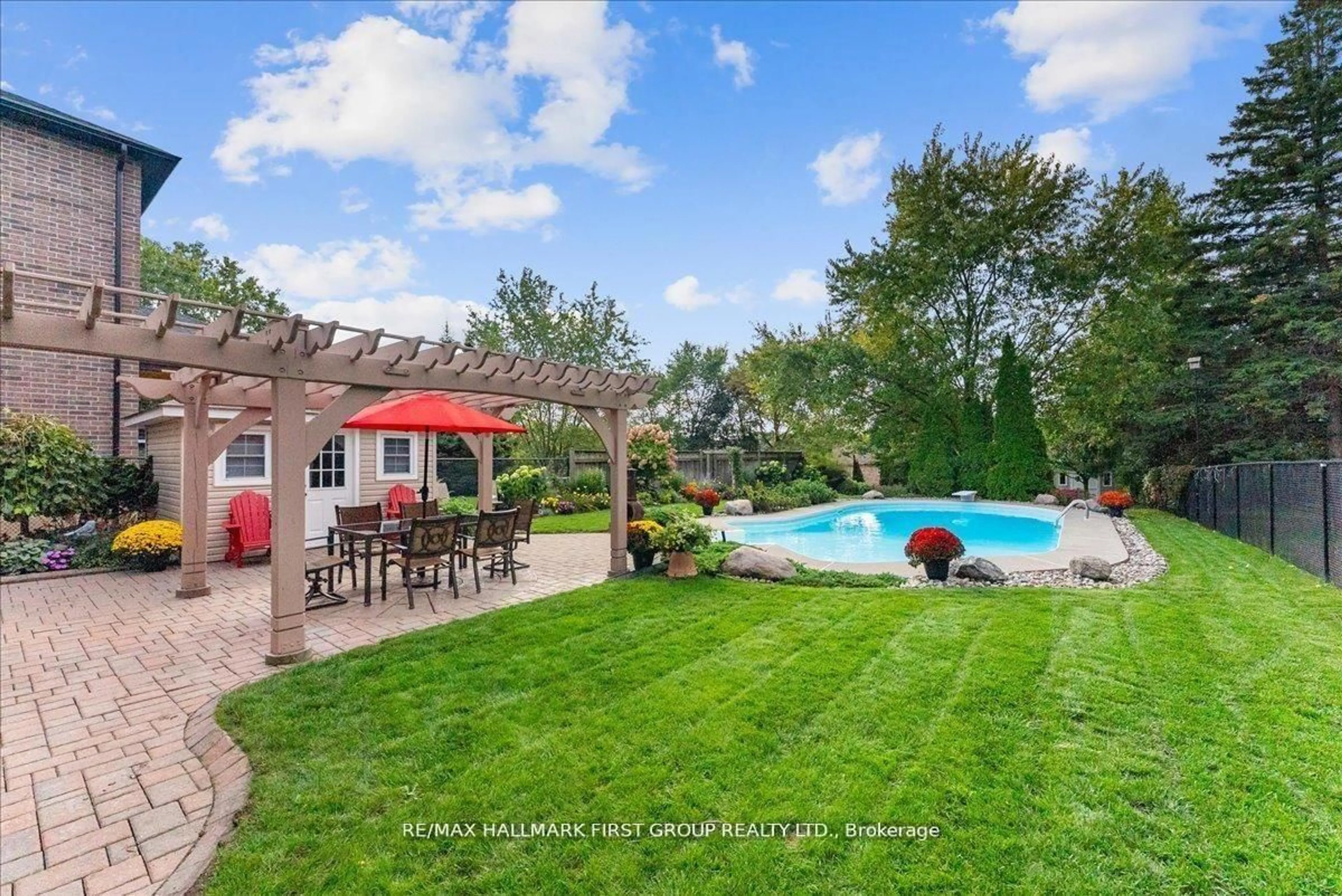 Patio, water/lake/river/ocean view for 1884 Appleview Rd, Pickering Ontario L1V 1T8