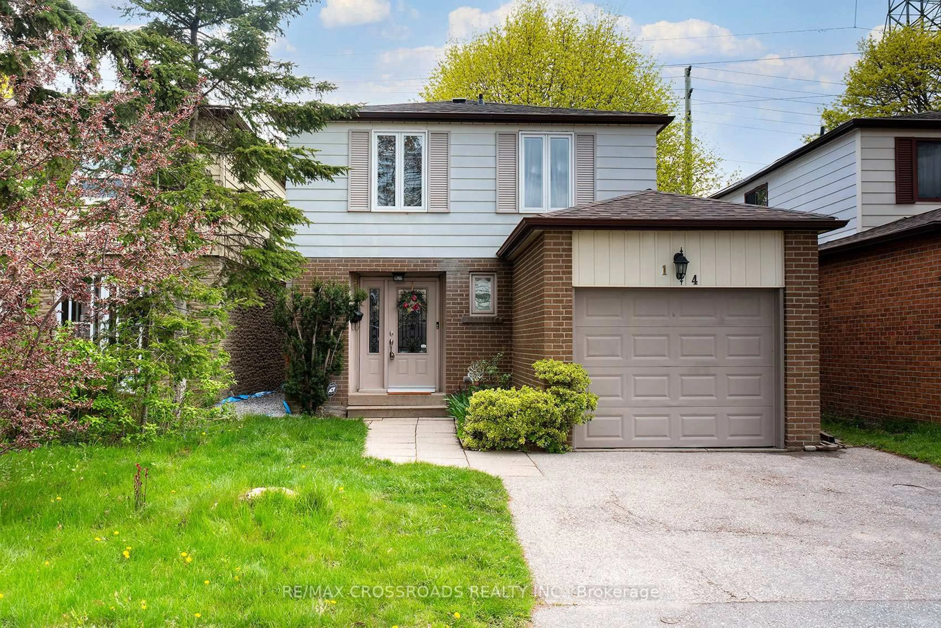 Home with brick exterior material, street for 164 Glen Spring Dr, Toronto Ontario M1W 1X8
