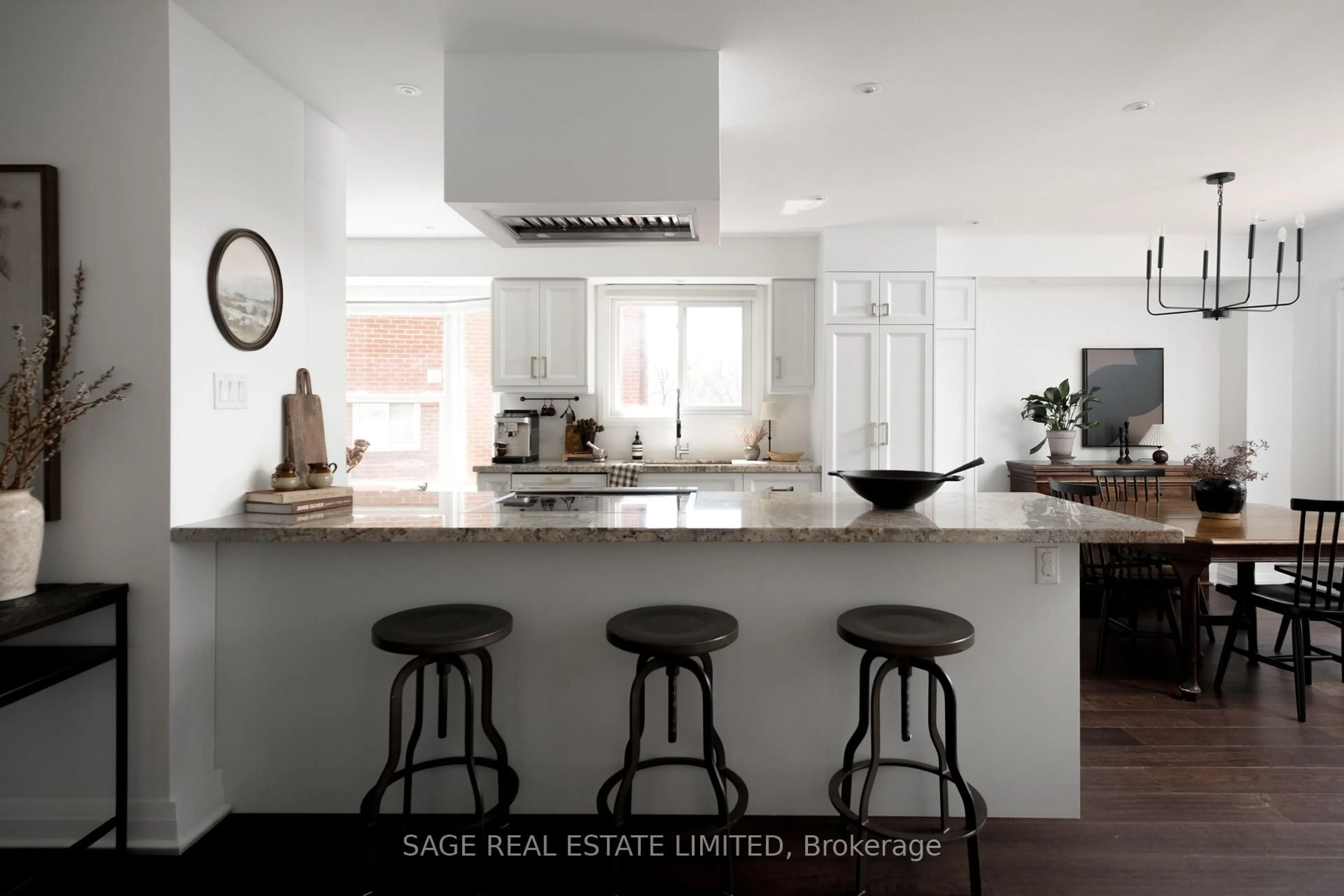 Contemporary kitchen, unknown for 34 Tambrook Dr, Toronto Ontario M1W 3L9