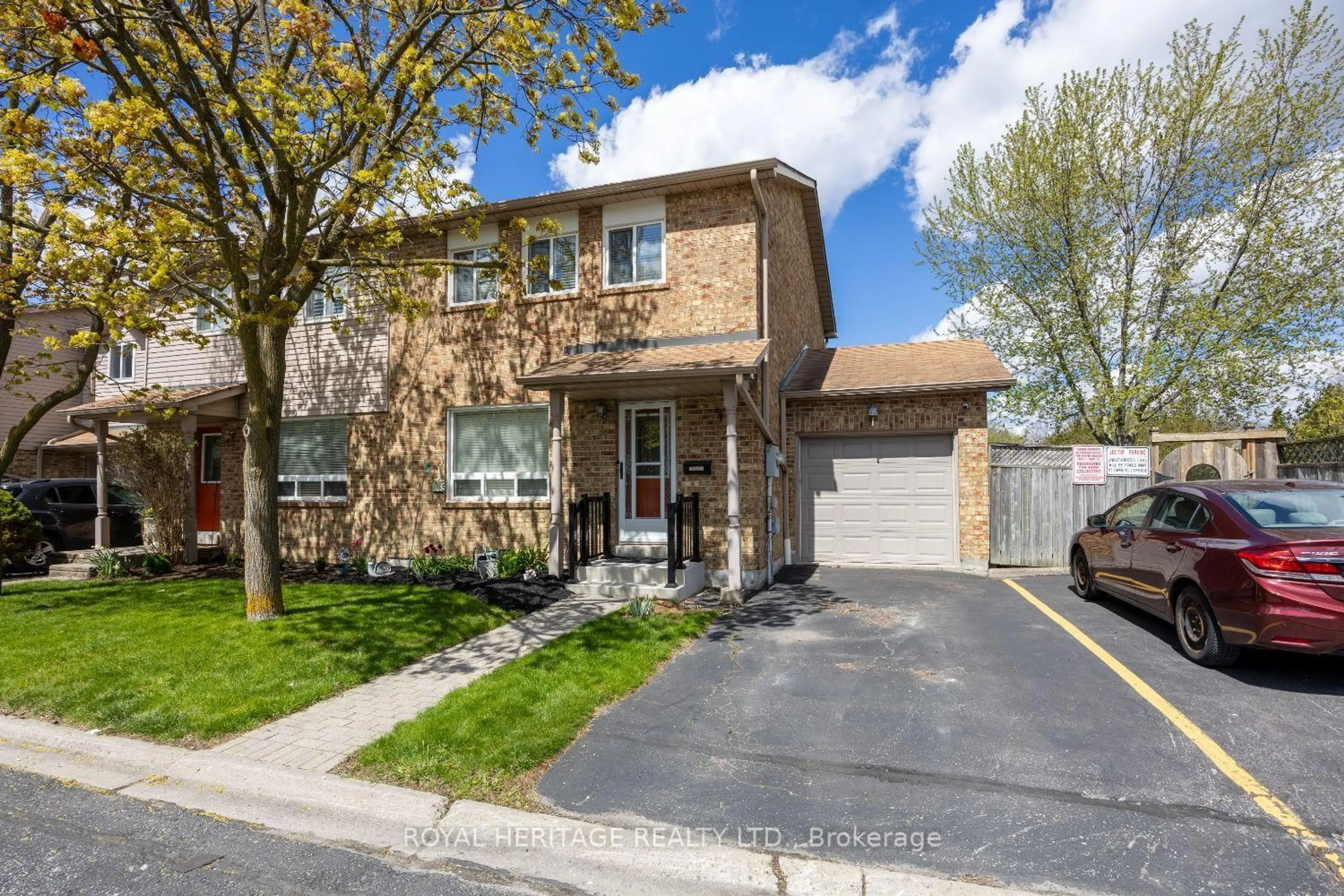 Home with brick exterior material, street for 1640 Nicol Ave #14, Whitby Ontario L1N 8P6