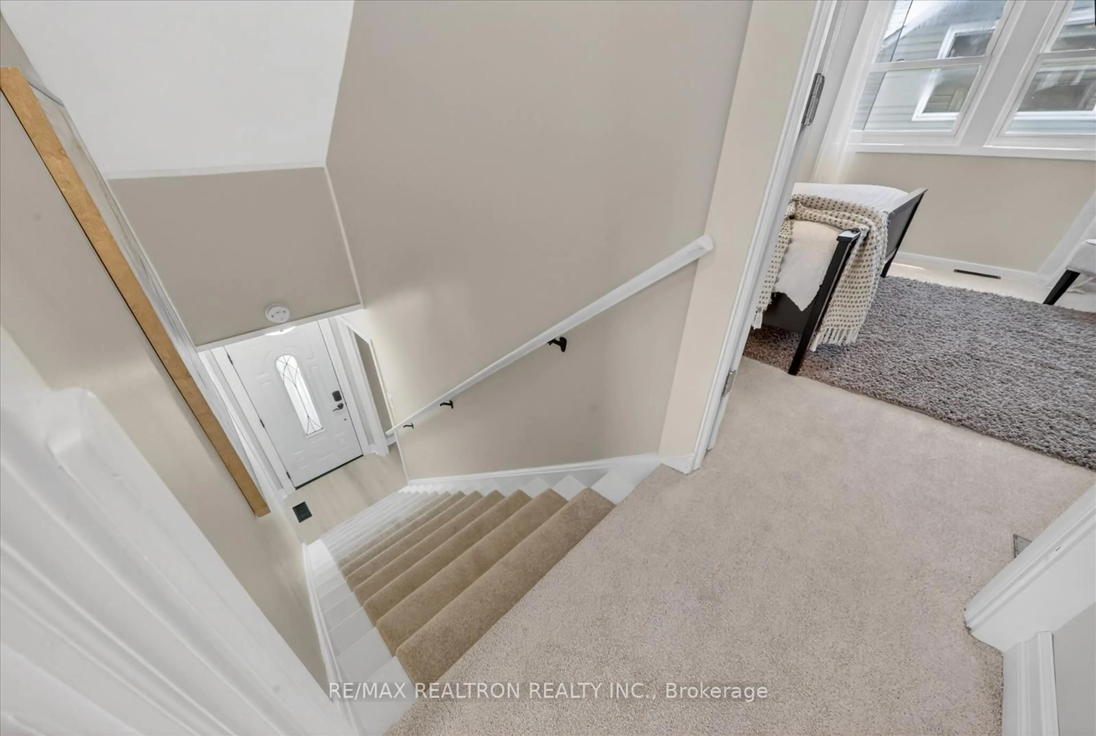 Stairs for 7 York St, Ajax Ontario L1S 1S7