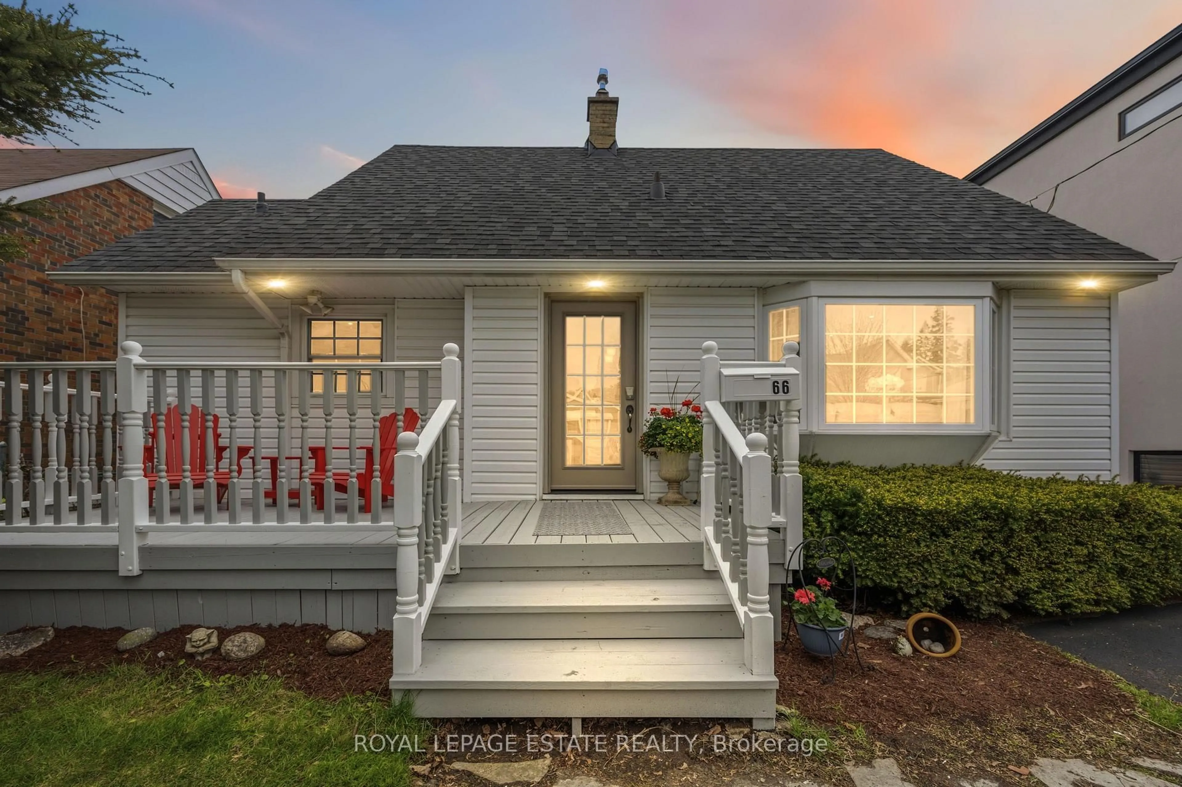 Home with vinyl exterior material, street for 66 Harewood Ave, Toronto Ontario M1M 2R3