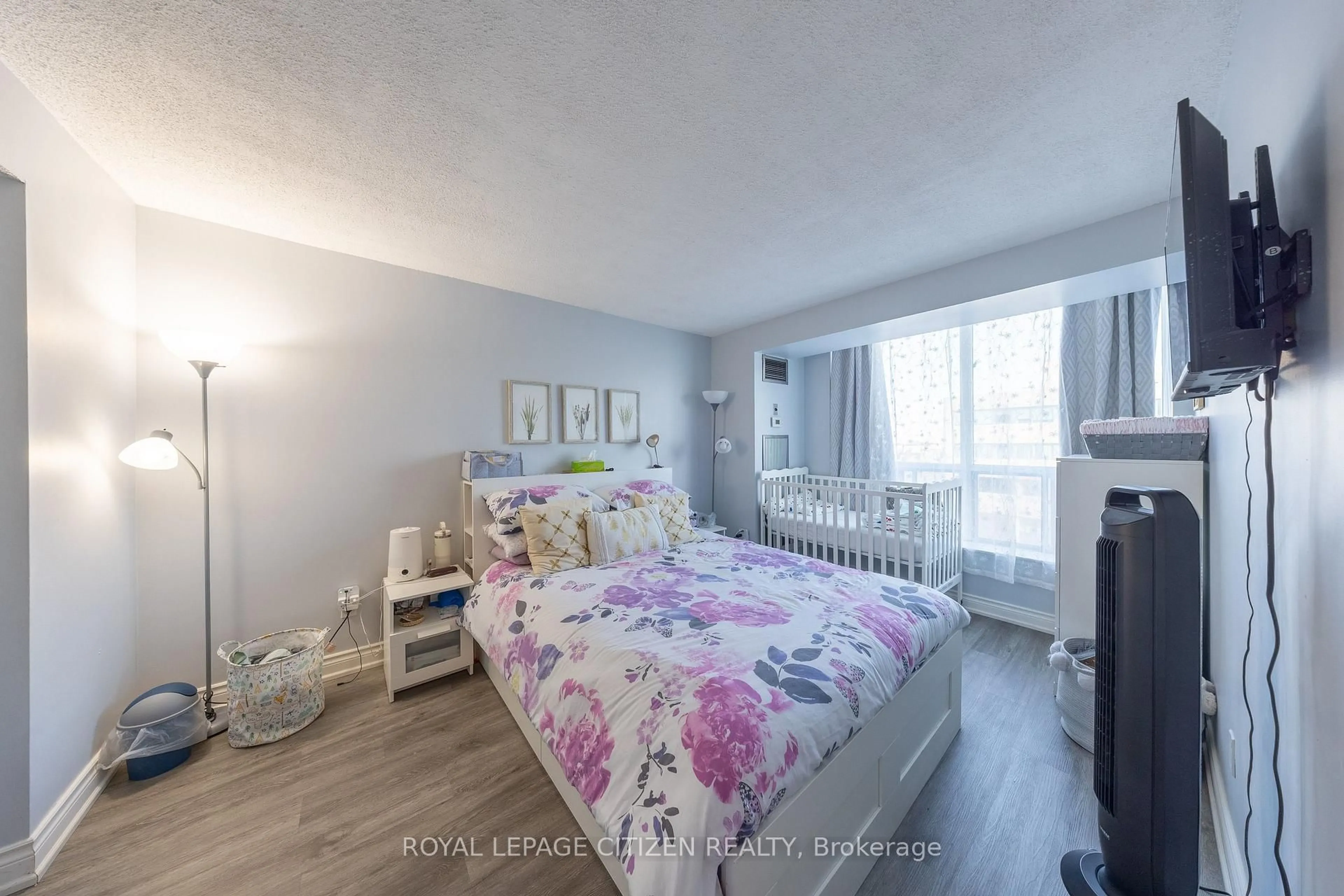 Bedroom with bed, unknown for 410 McLevin Ave #509, Toronto Ontario M1B 5J5