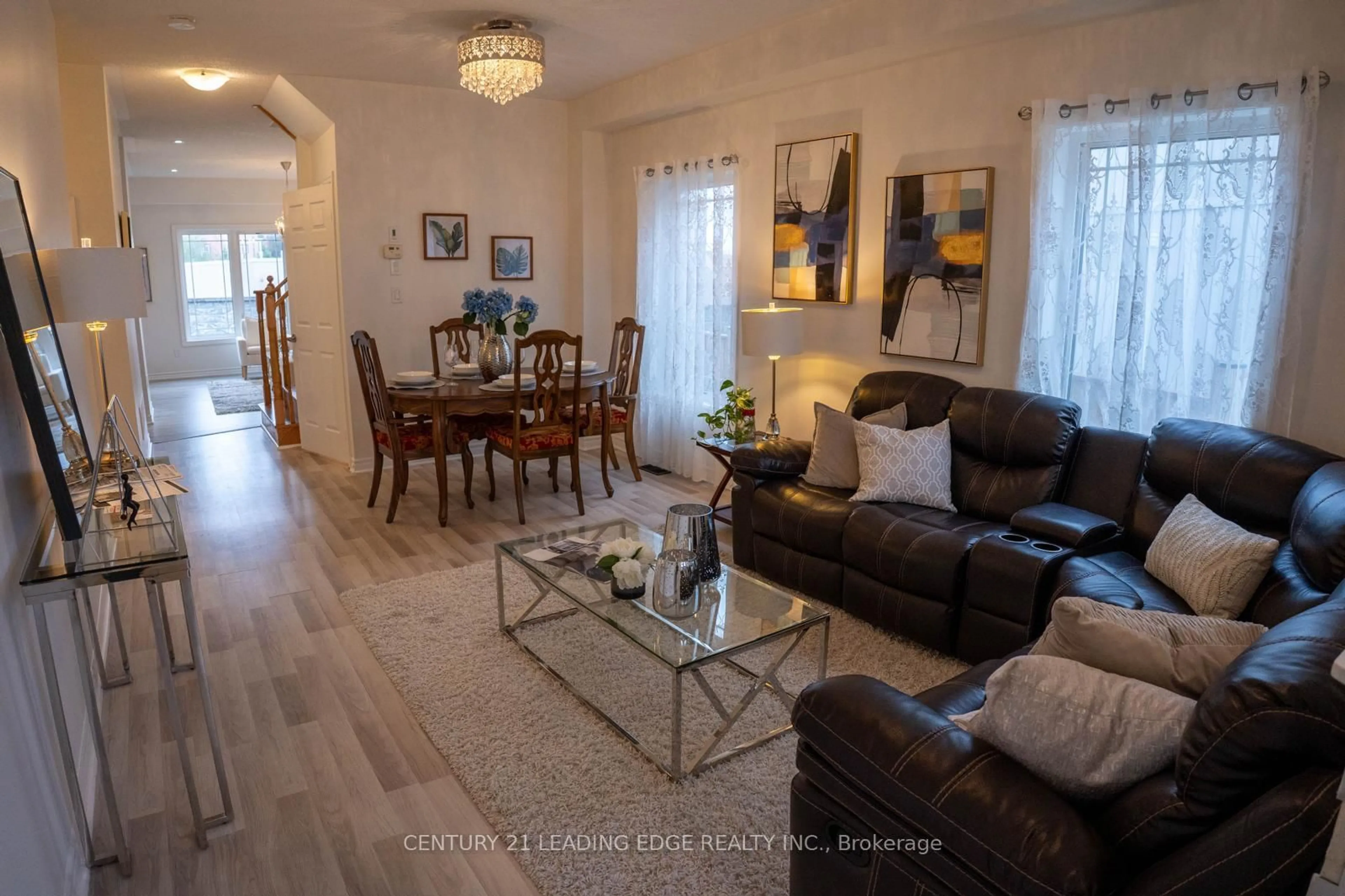 Living room with furniture, unknown for 27 Mantz Cres, Whitby Ontario L1R 0L3