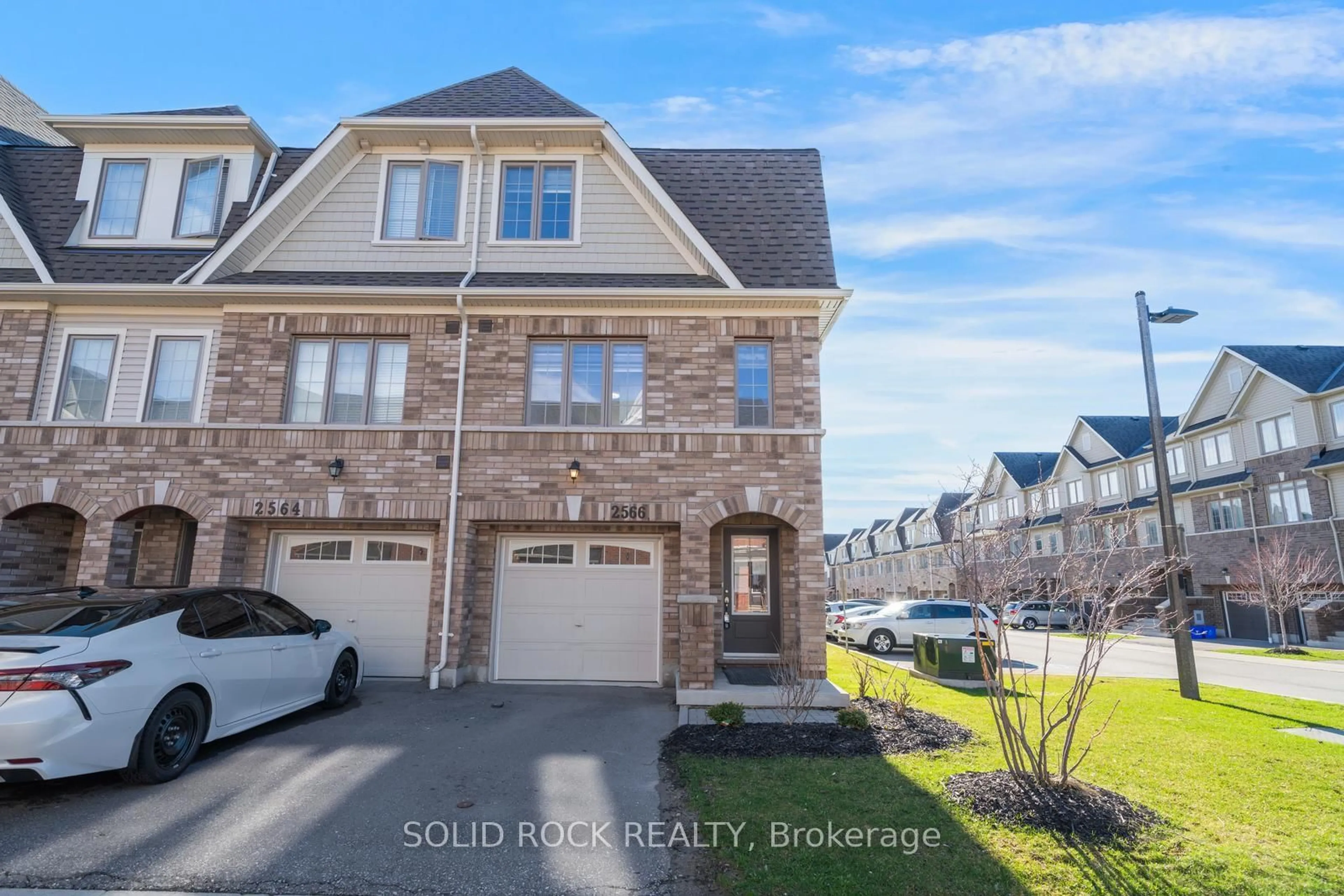 A pic from outside/outdoor area/front of a property/back of a property/a pic from drone, street for 2566 Mojave Path #137, Oshawa Ontario L1L 0P9
