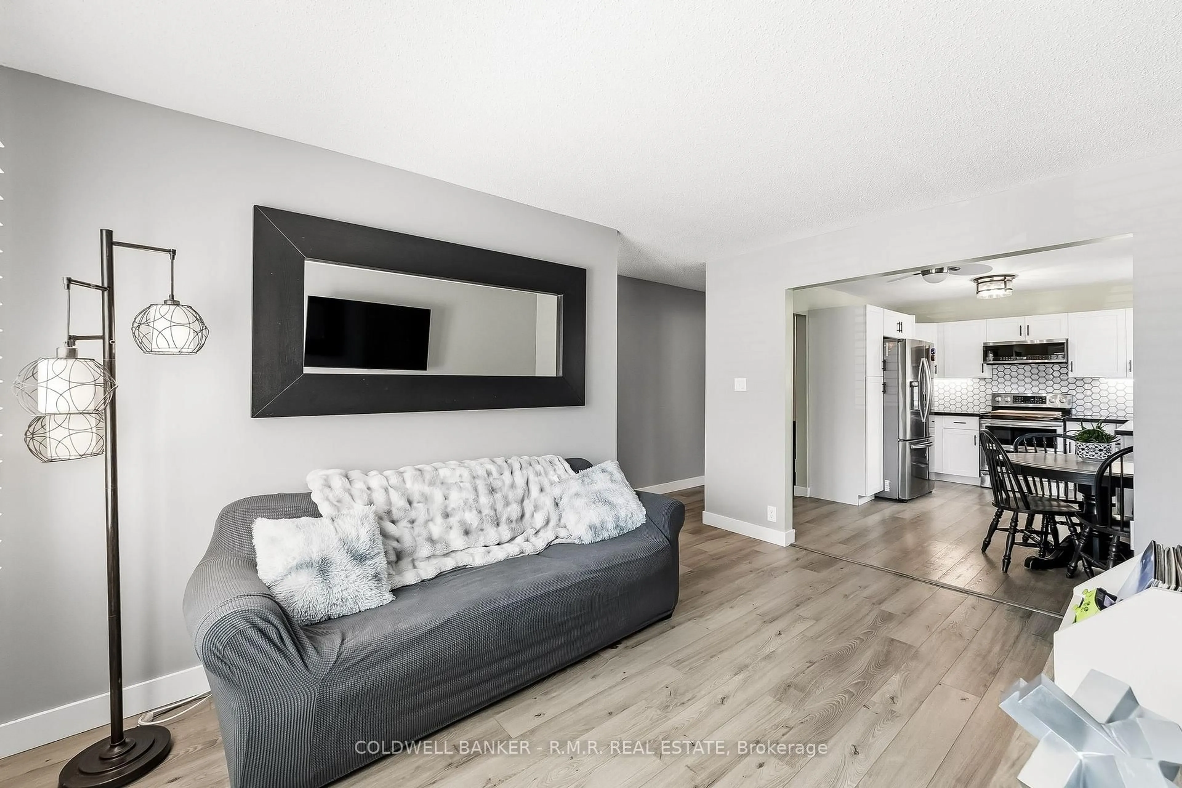 Living room with furniture, unknown for 590 Pondtail Crt, Oshawa Ontario L1K 2C7