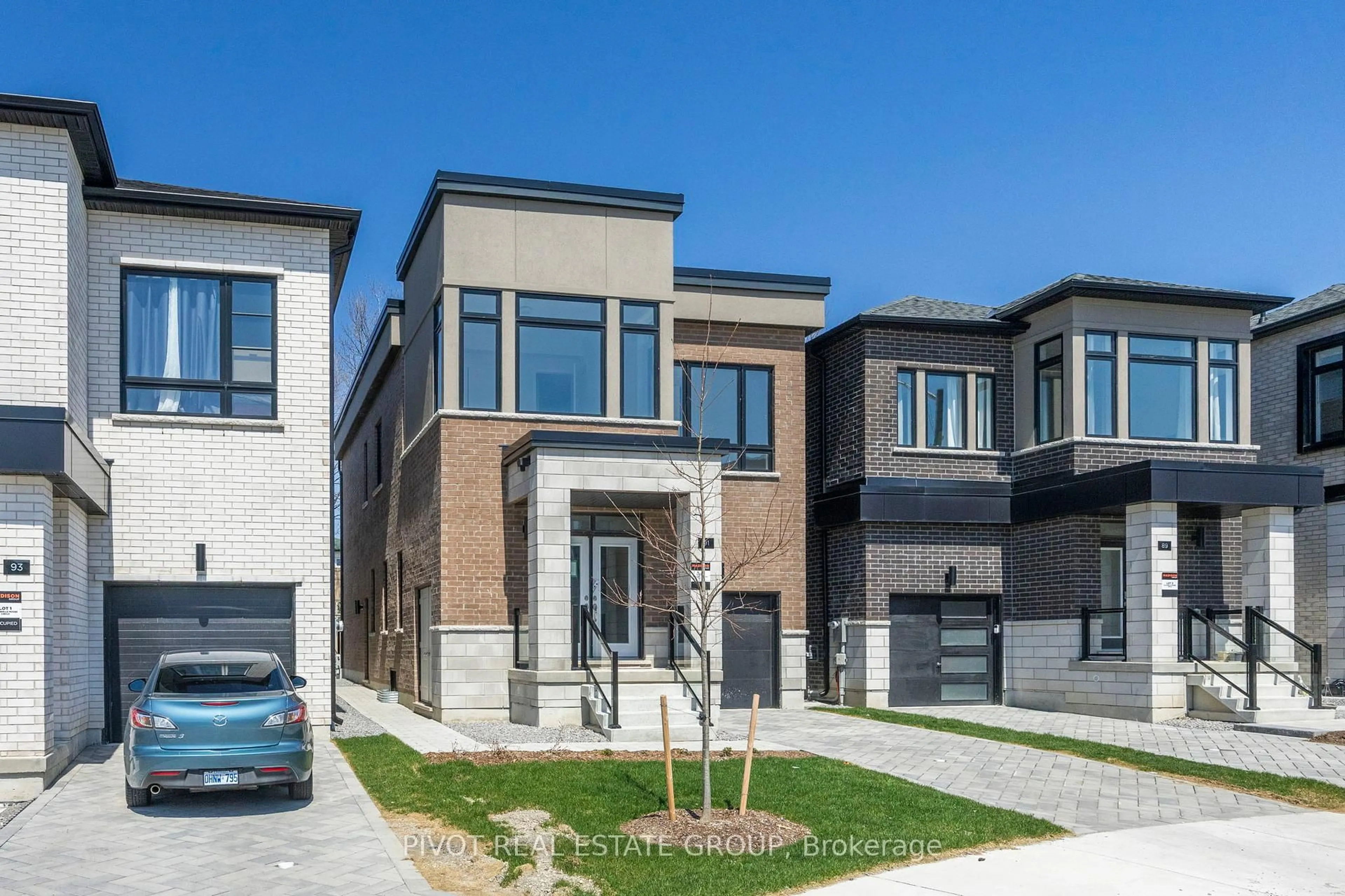 Home with brick exterior material, street for 91 Danielle Moore Circ, Toronto Ontario M1P 0G9