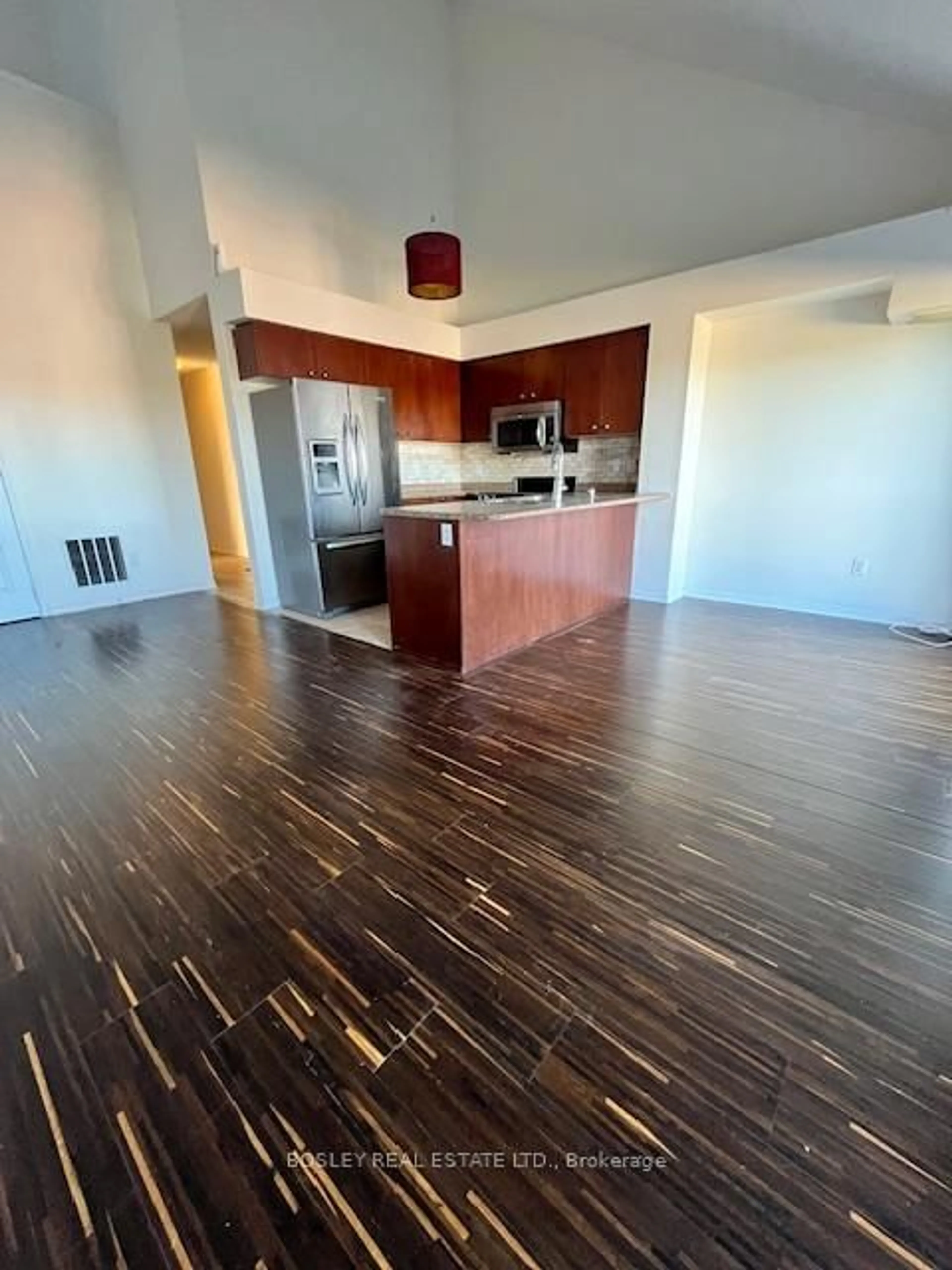 Open concept kitchen, wood/laminate floor for 647C Warden Ave #11, Toronto Ontario M1L 0E7
