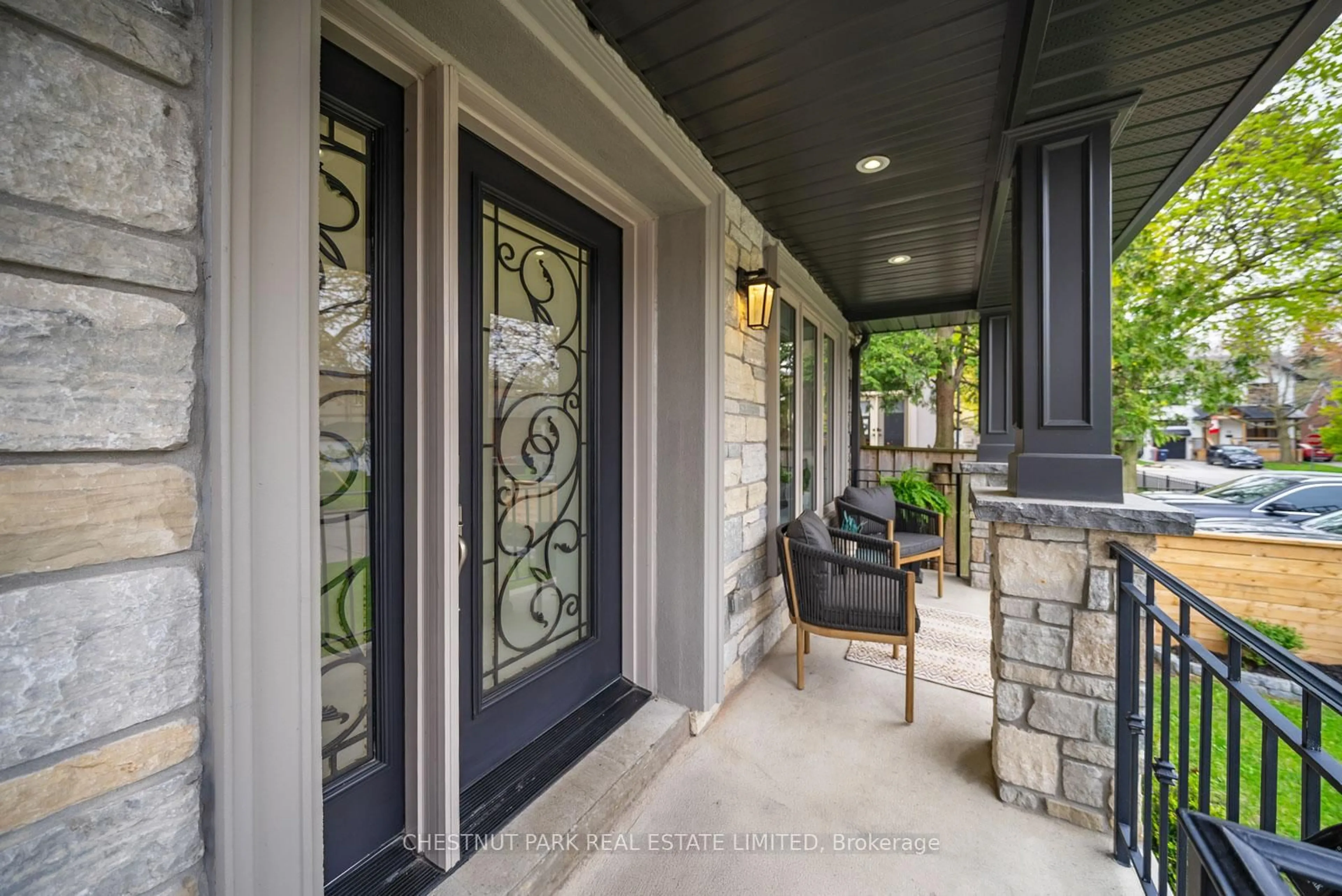 Indoor entryway for 1 Ionson Blvd, Toronto Ontario M1N 2B1