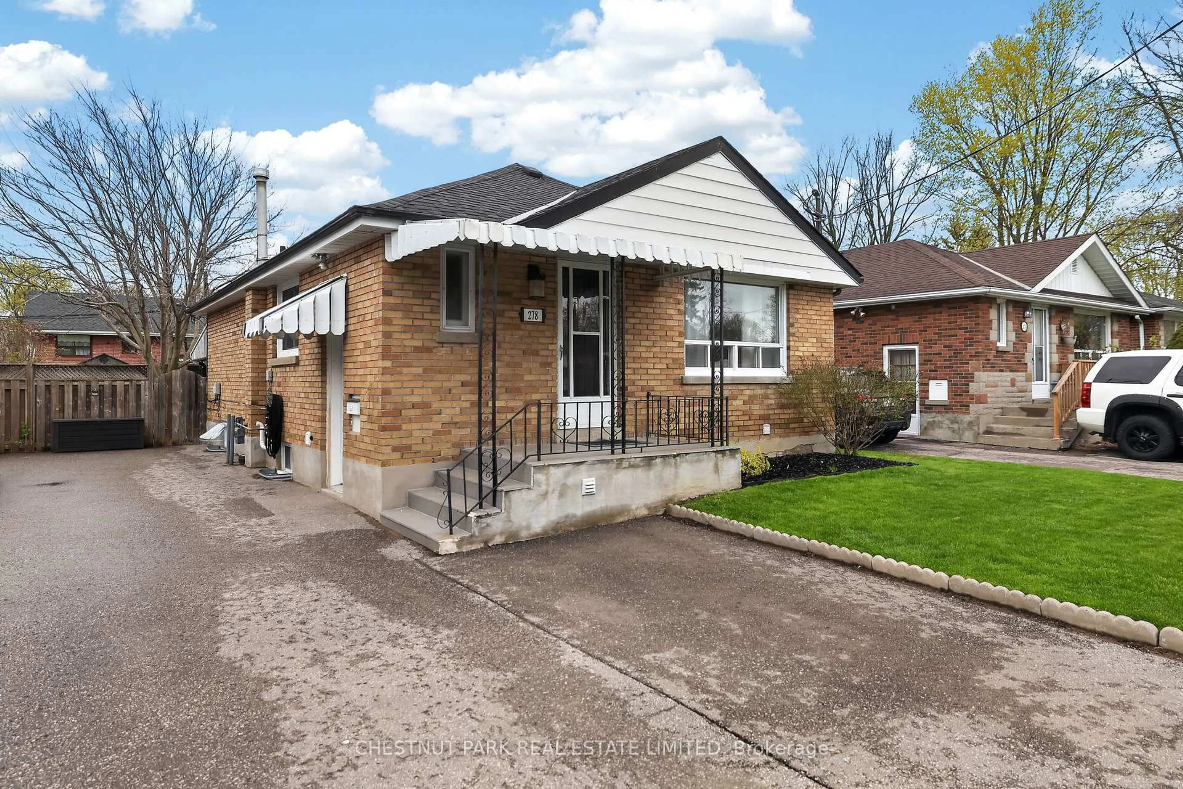 Home with brick exterior material, street for 278 Lasalle Ave, Oshawa Ontario L1H 5Y6