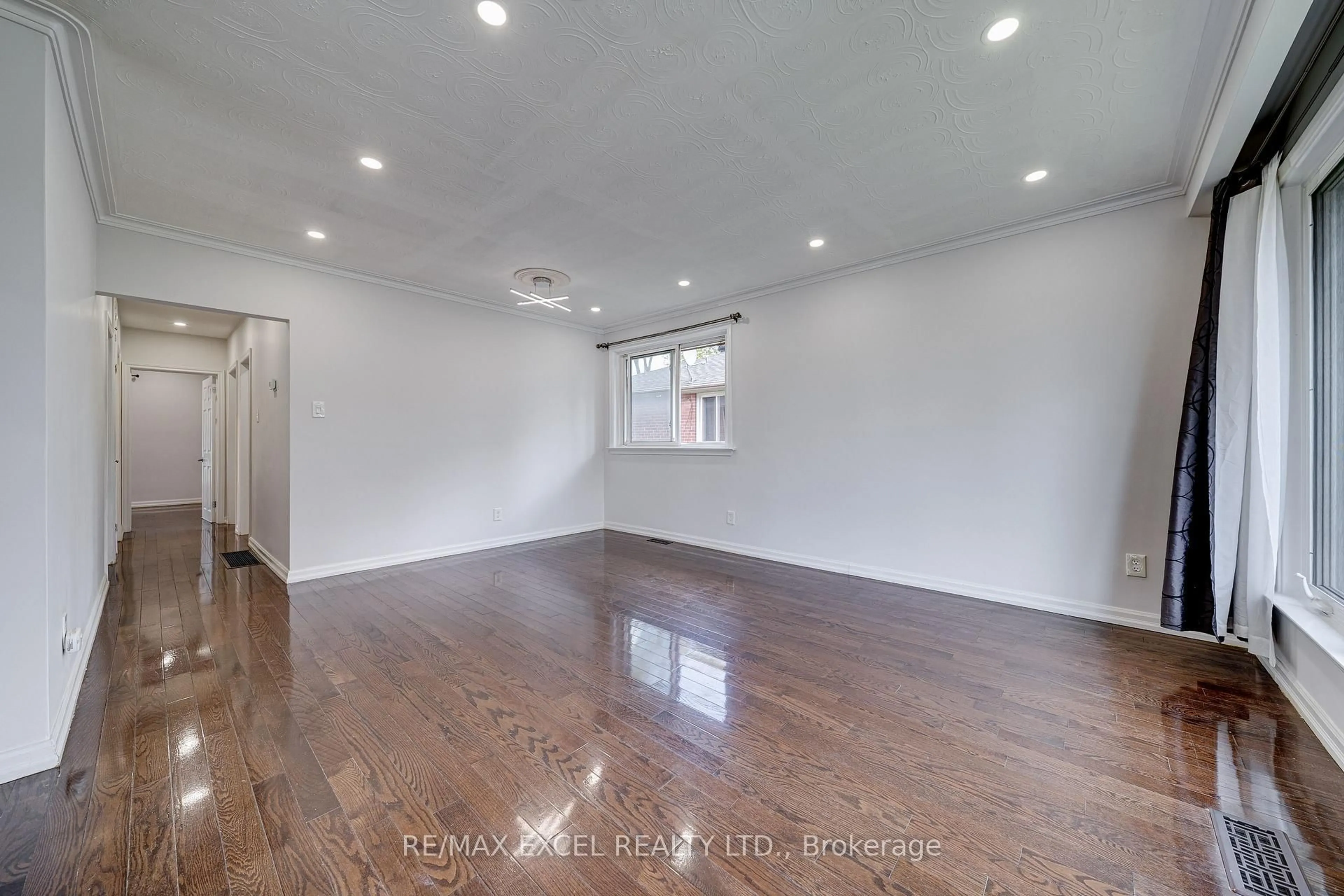A pic of a room for 51 Tordale Cres, Toronto Ontario M1P 3X6