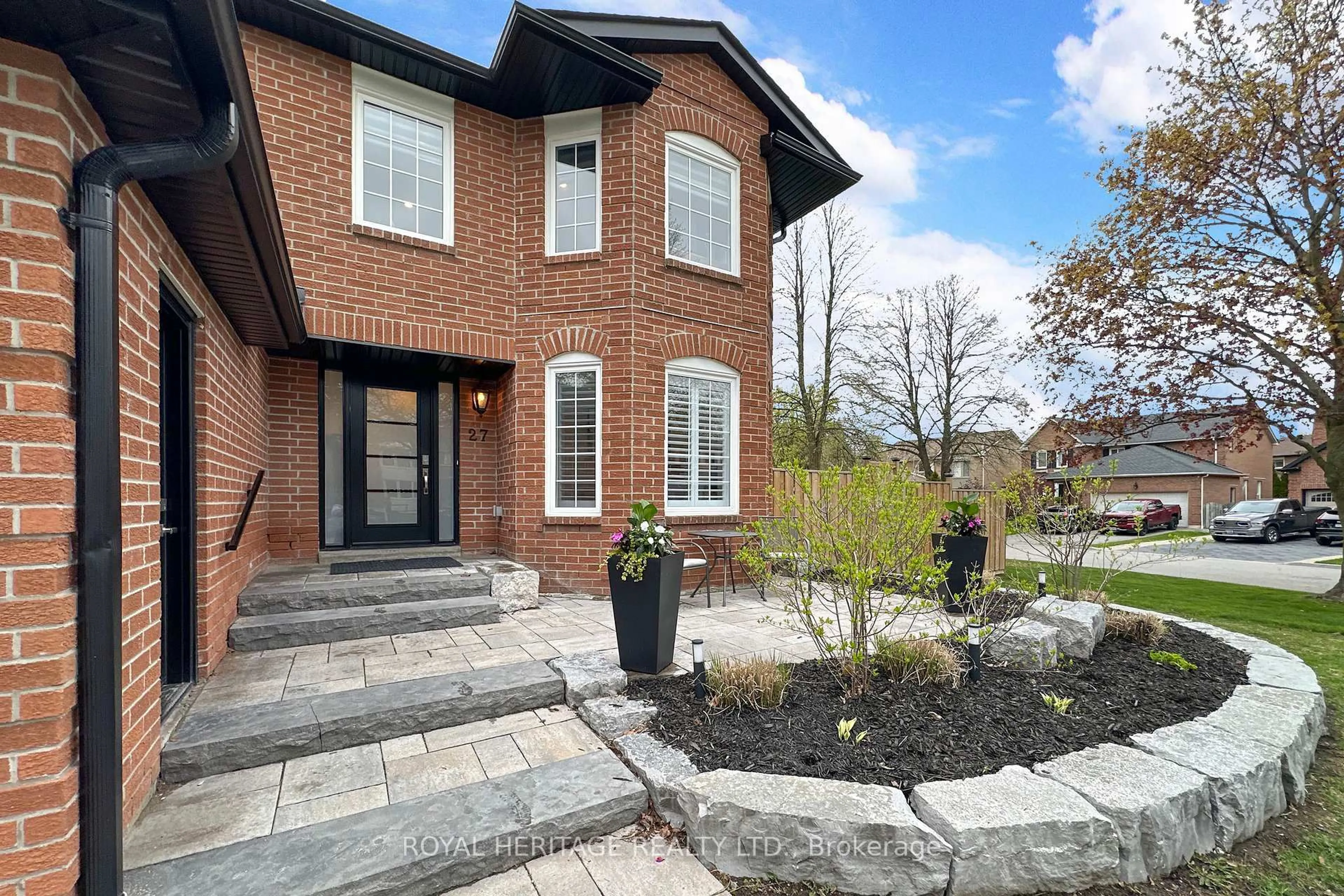Home with brick exterior material, street for 27 Clovelly Dr, Whitby Ontario L1N 7A7