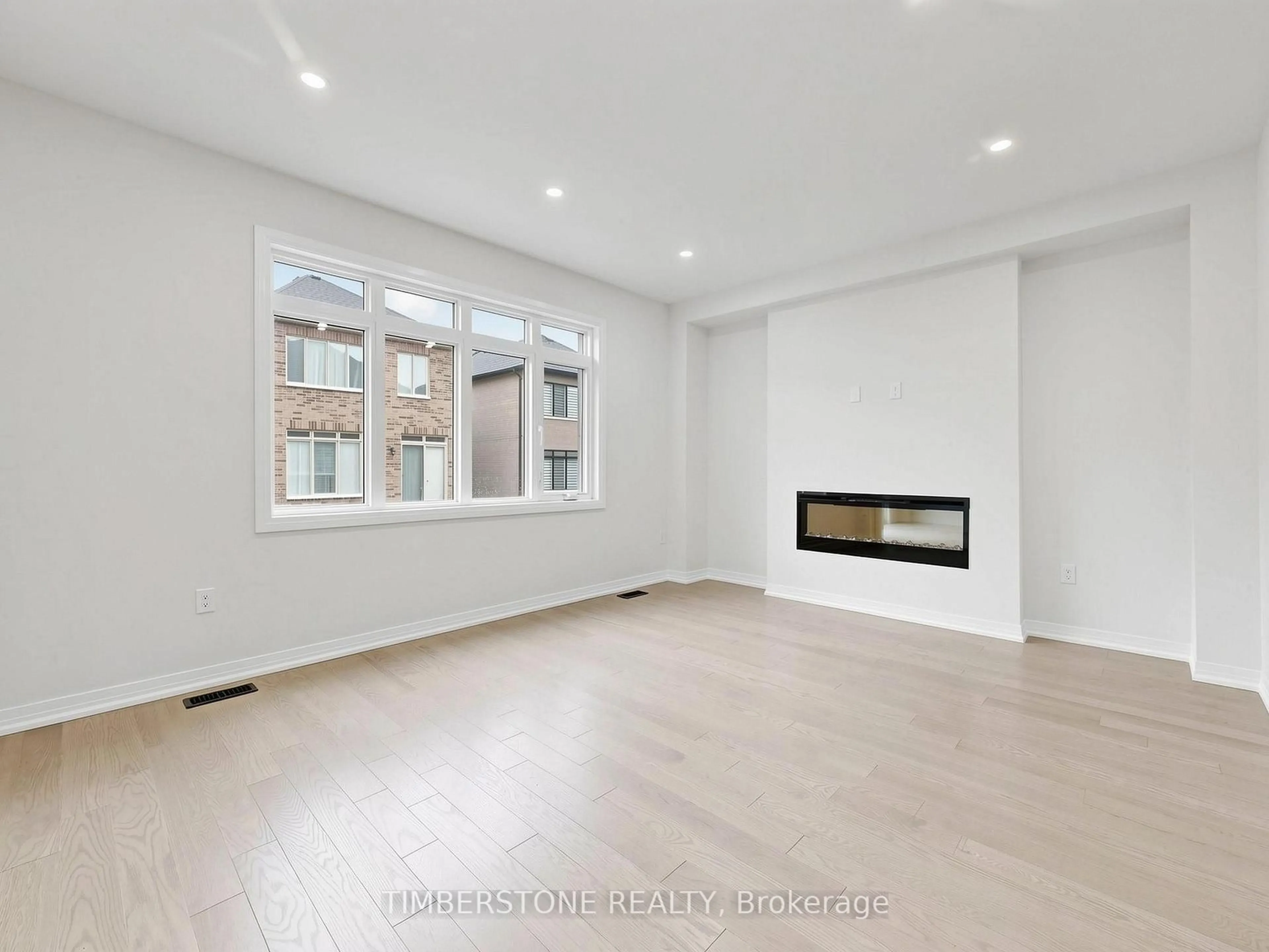 A pic of a room for 433 Coronation Rd, Whitby Ontario L1P 0R4