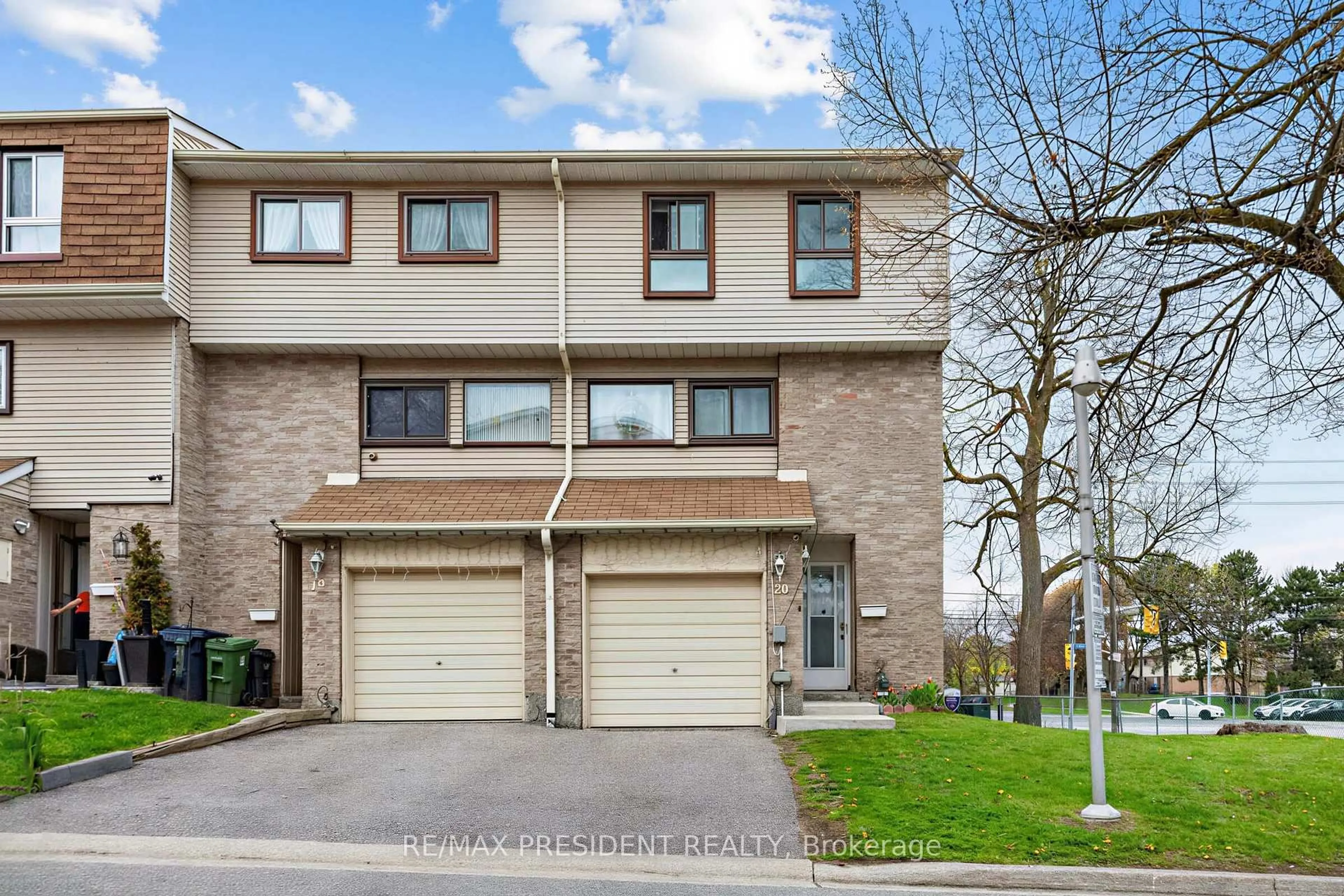 Home with brick exterior material, street for 120 Murison Blvd #20, Toronto Ontario M1B 2V6