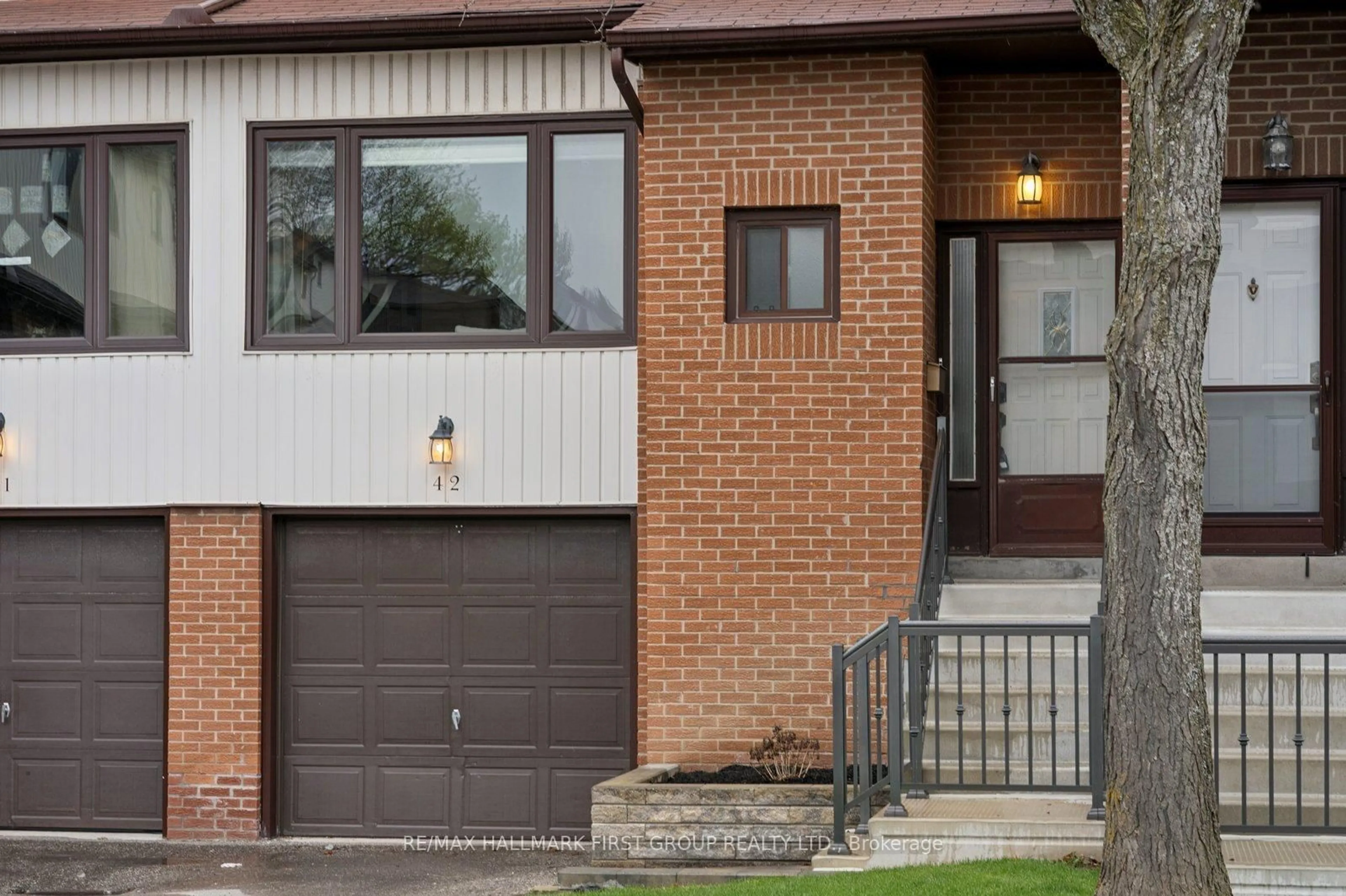 Home with brick exterior material, street for 765 Oklahoma Dr #42, Pickering Ontario L1W 3C9