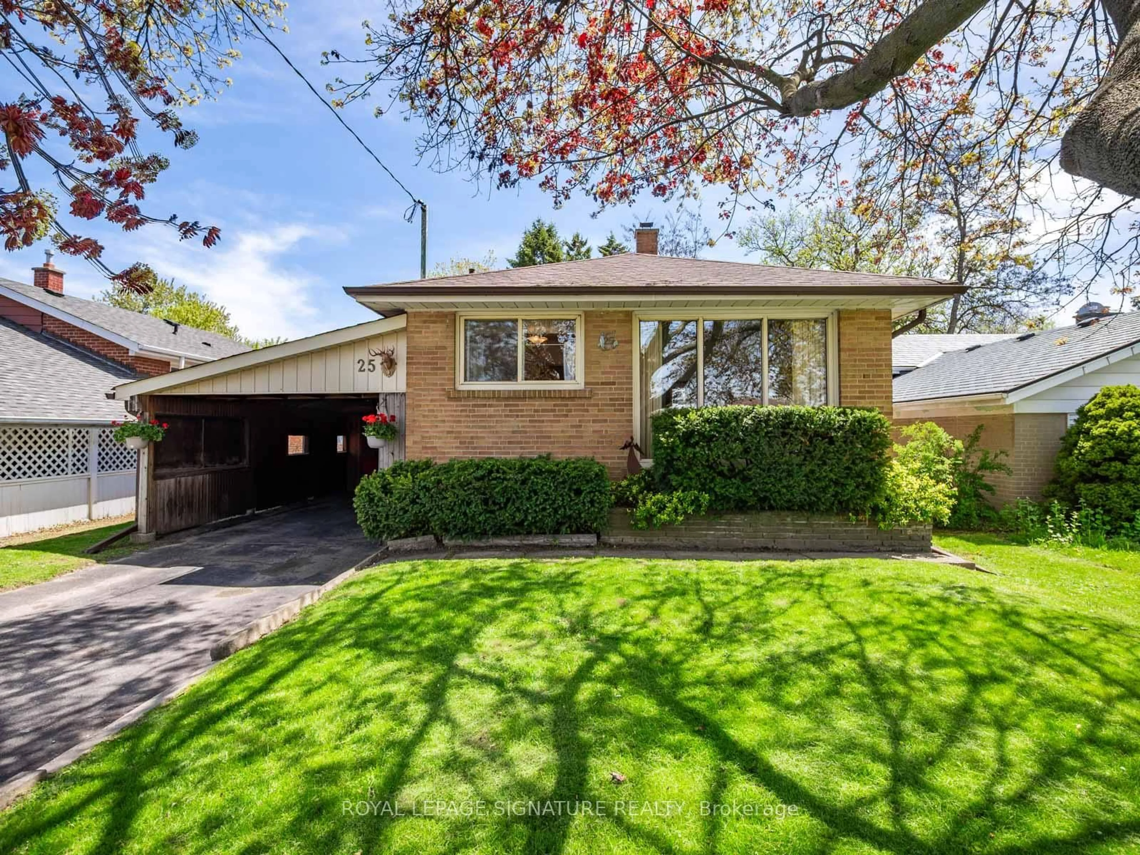Home with brick exterior material, street for 25 Stavely Ave, Toronto Ontario M1K 4P2