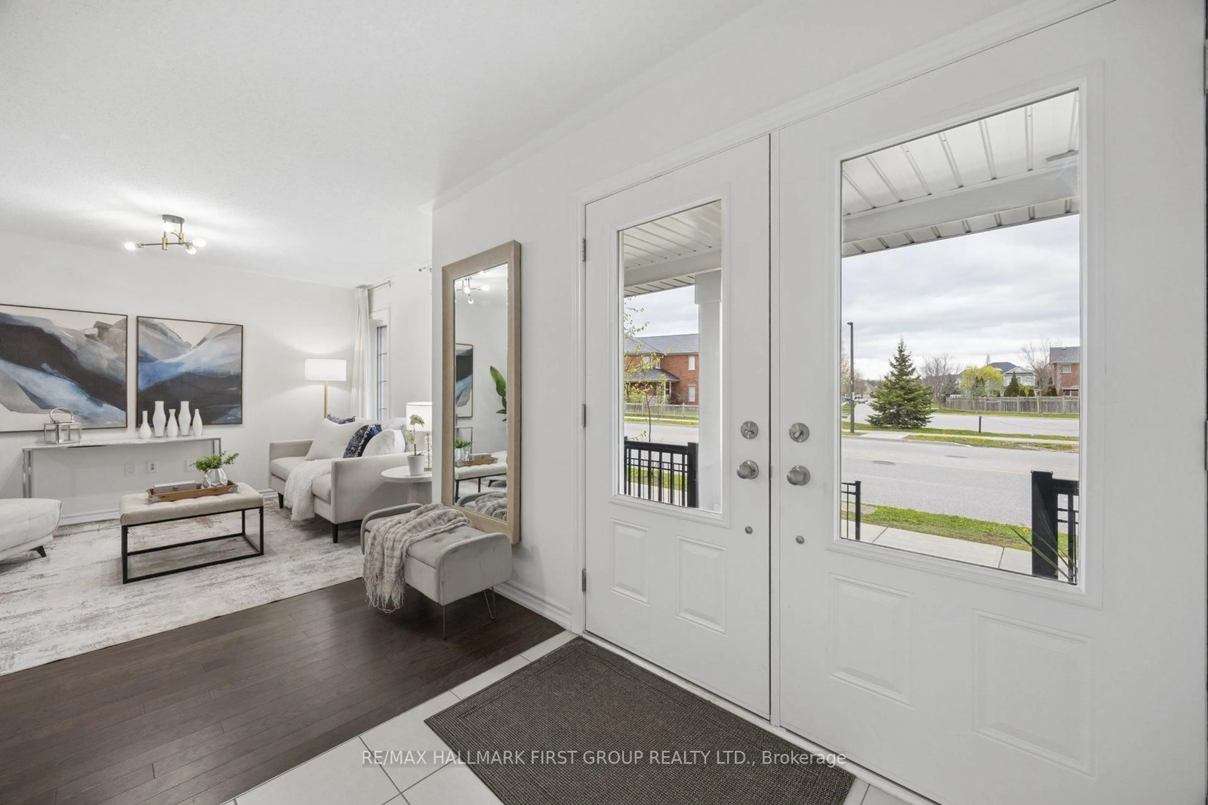Indoor entryway for 50 Westbury Way, Whitby Ontario L1M 1J4