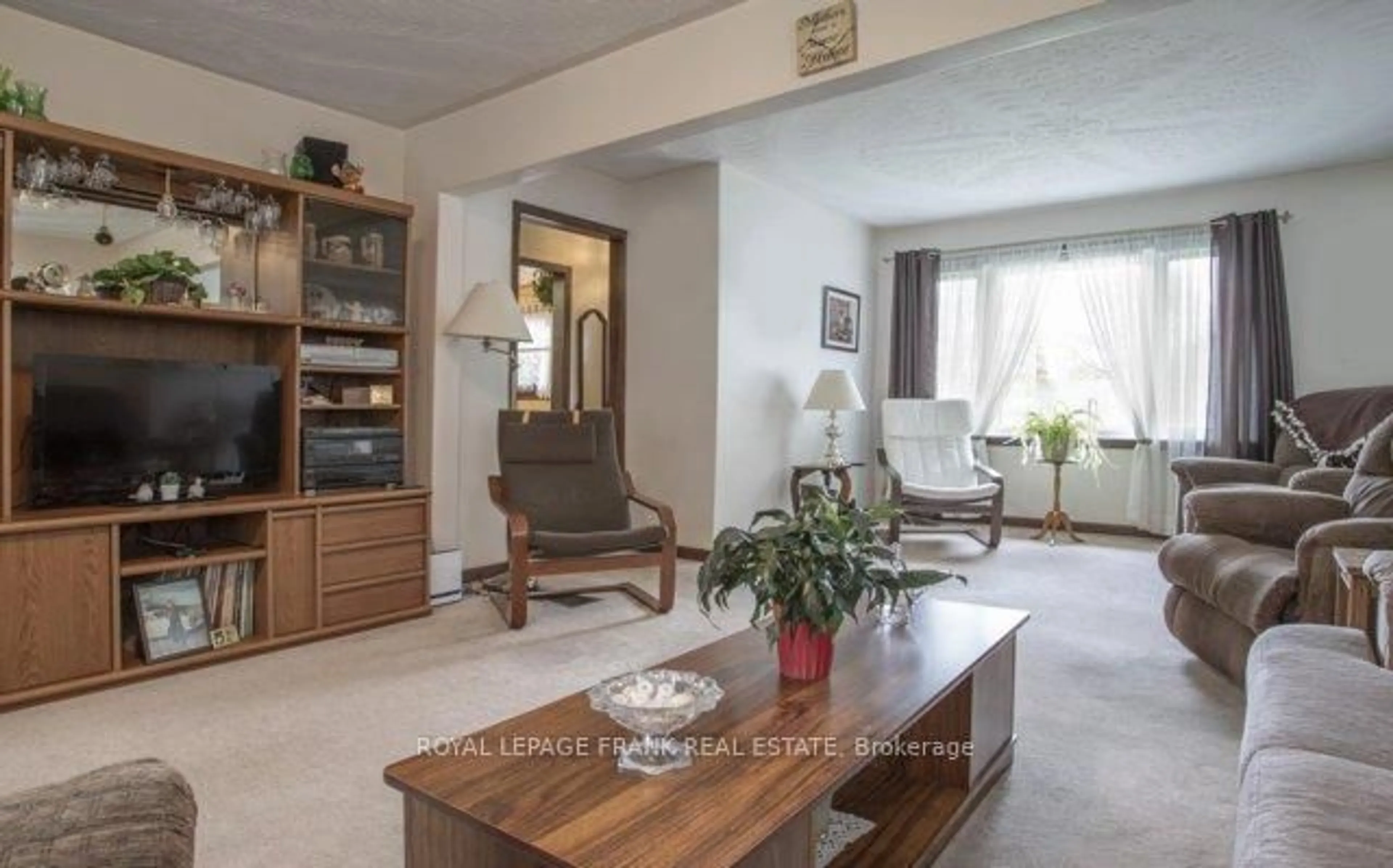 Living room with furniture, unknown for 43 Toronto St, Clarington Ontario L1B 1C2