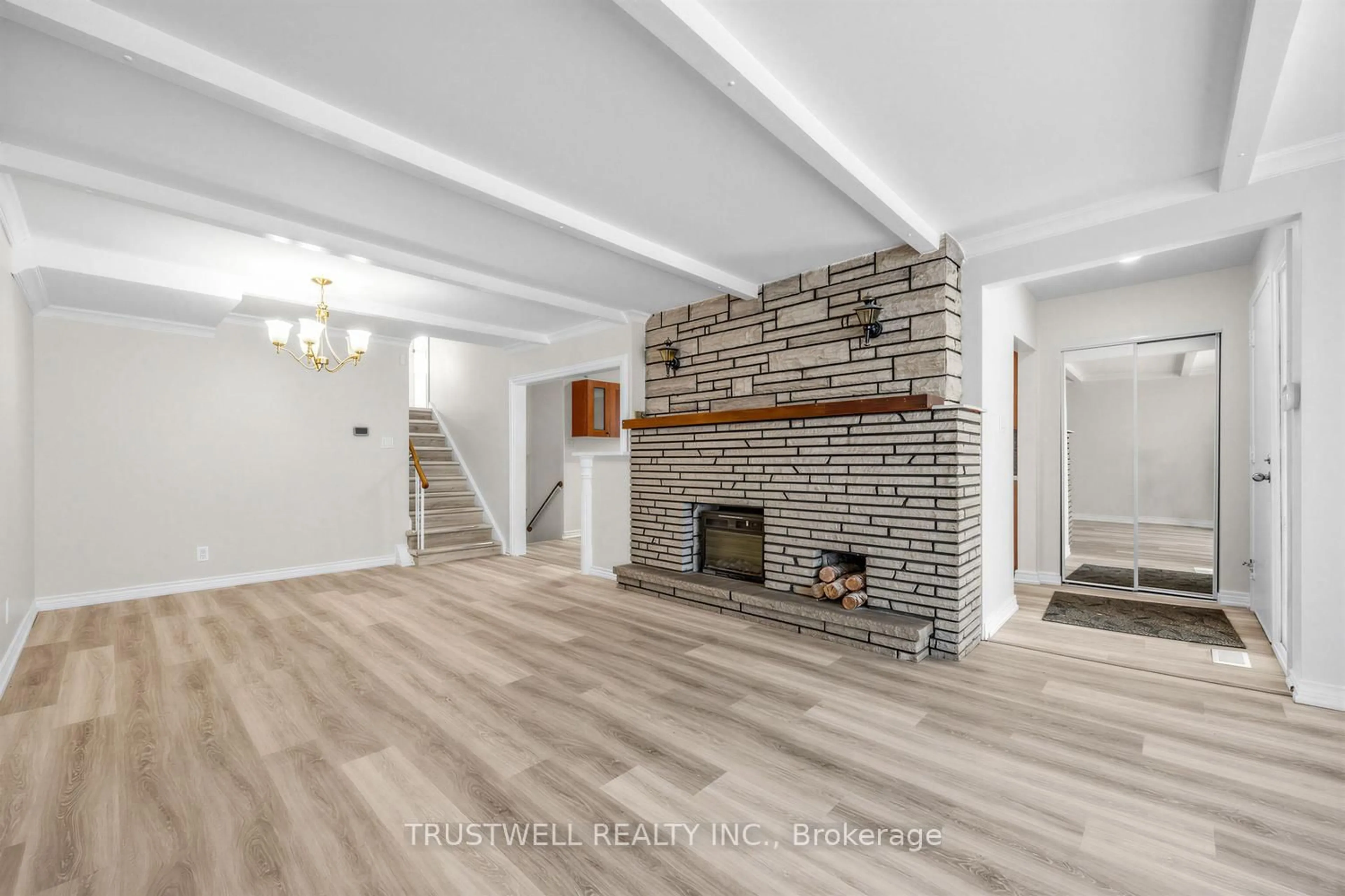 Living room with furniture, unknown for 253 Catalina Dr, Toronto Ontario M1E 1B8