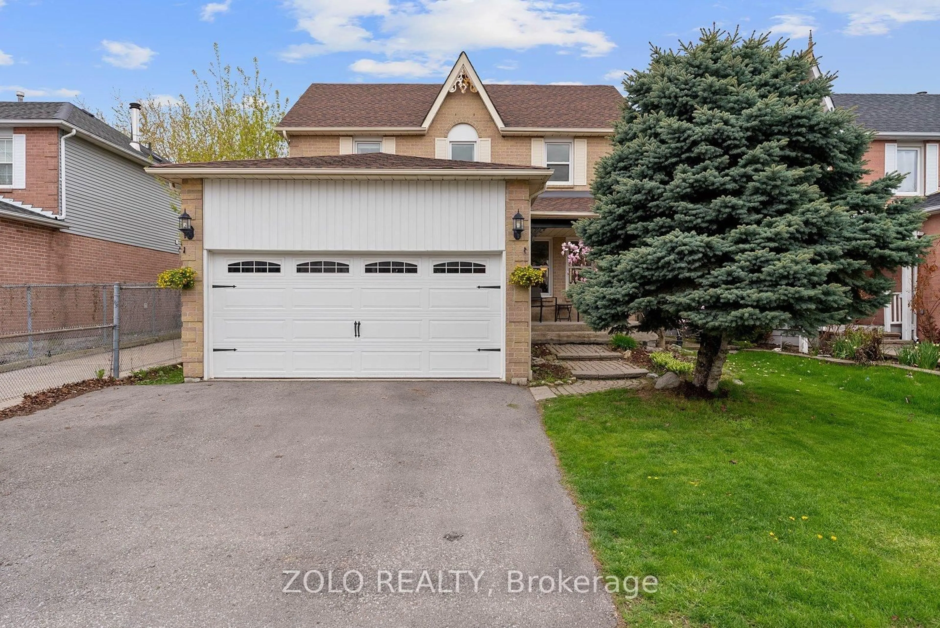 A pic from outside/outdoor area/front of a property/back of a property/a pic from drone, street for 10 Coles Ave, Ajax Ontario L1T 3G7