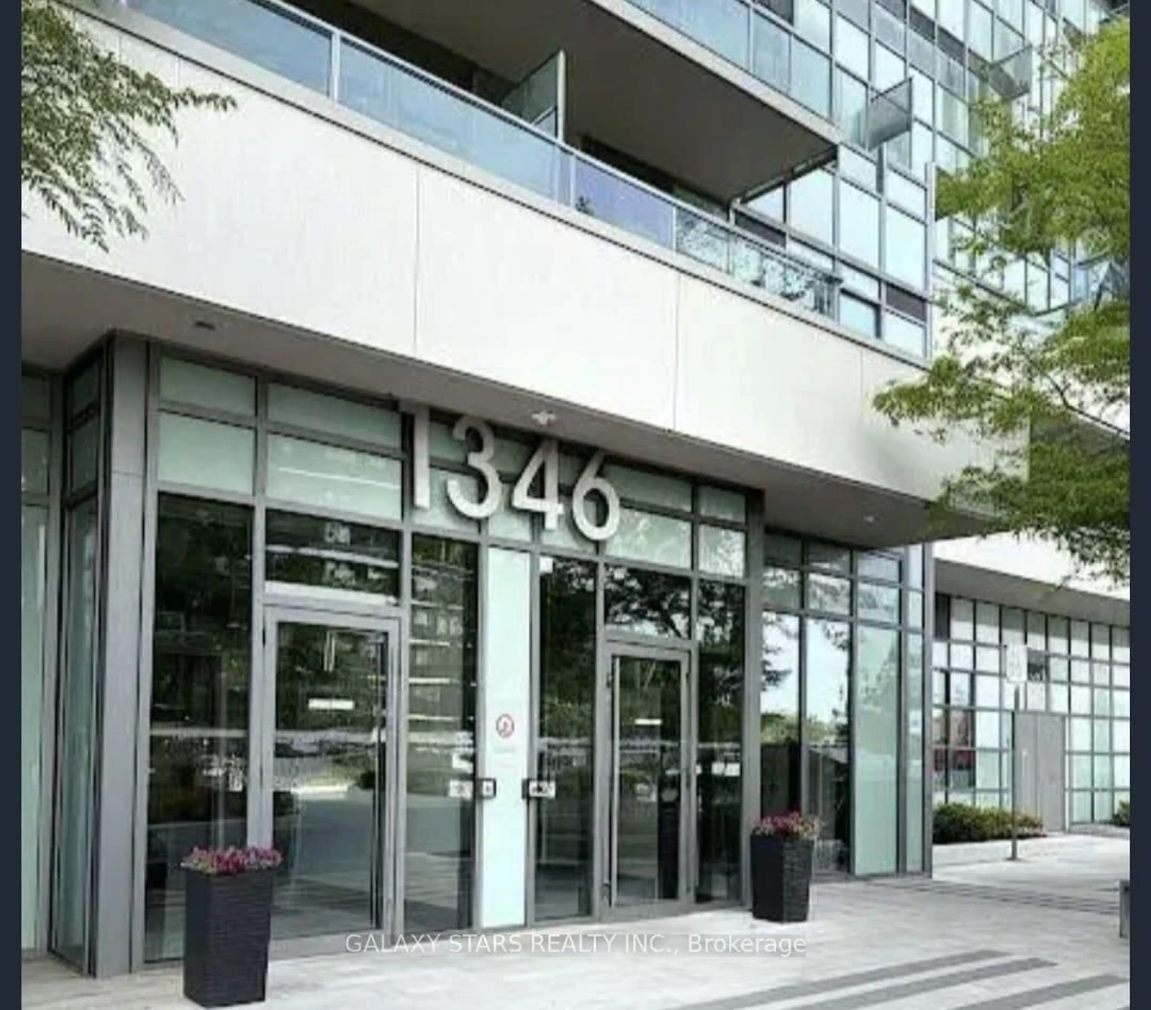 Indoor foyer for 1346 Danforth Rd #1117, Toronto Ontario M1J 0A9