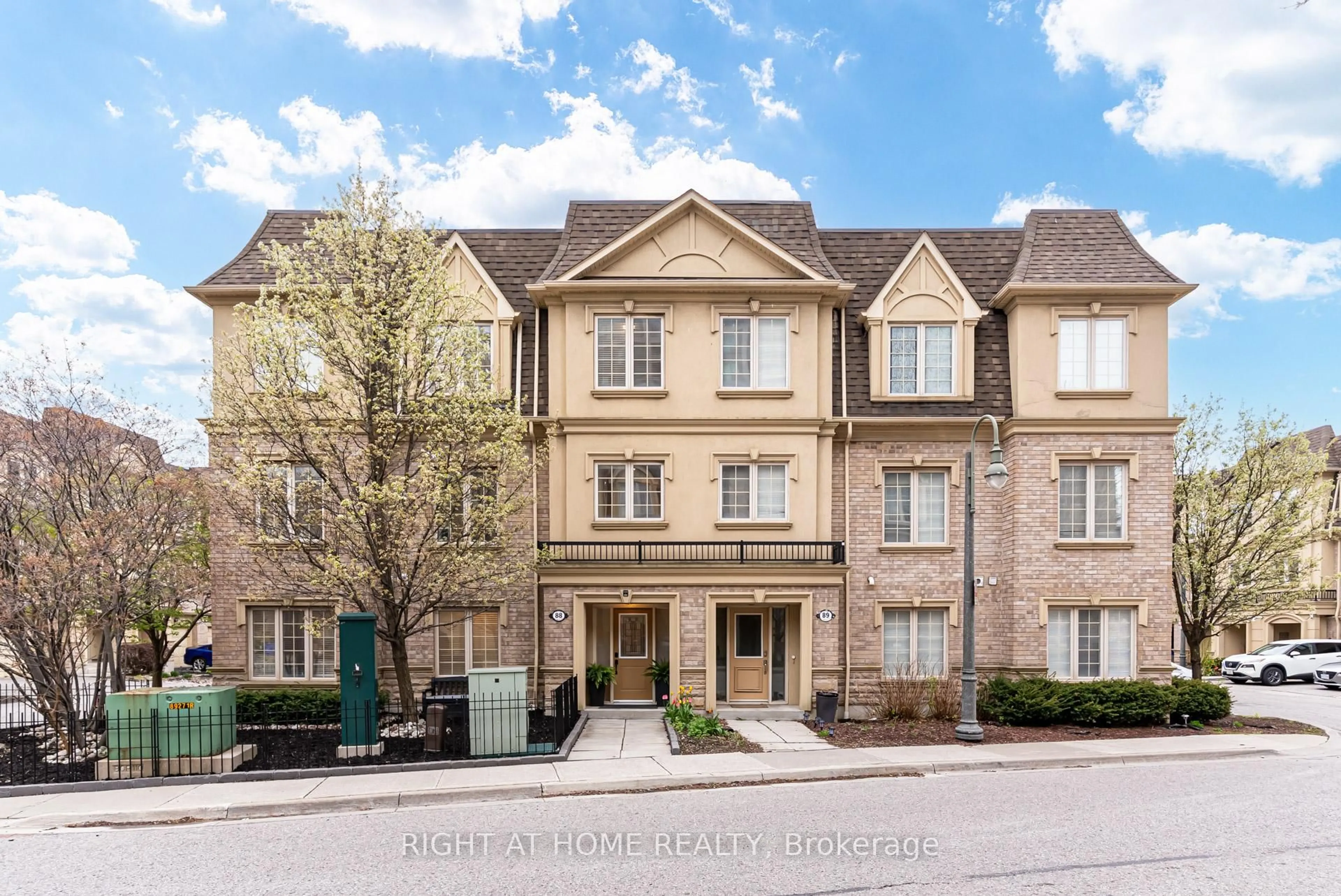 Unknown for 1250 St.Martins Dr #88, Pickering Ontario L1W 0A2