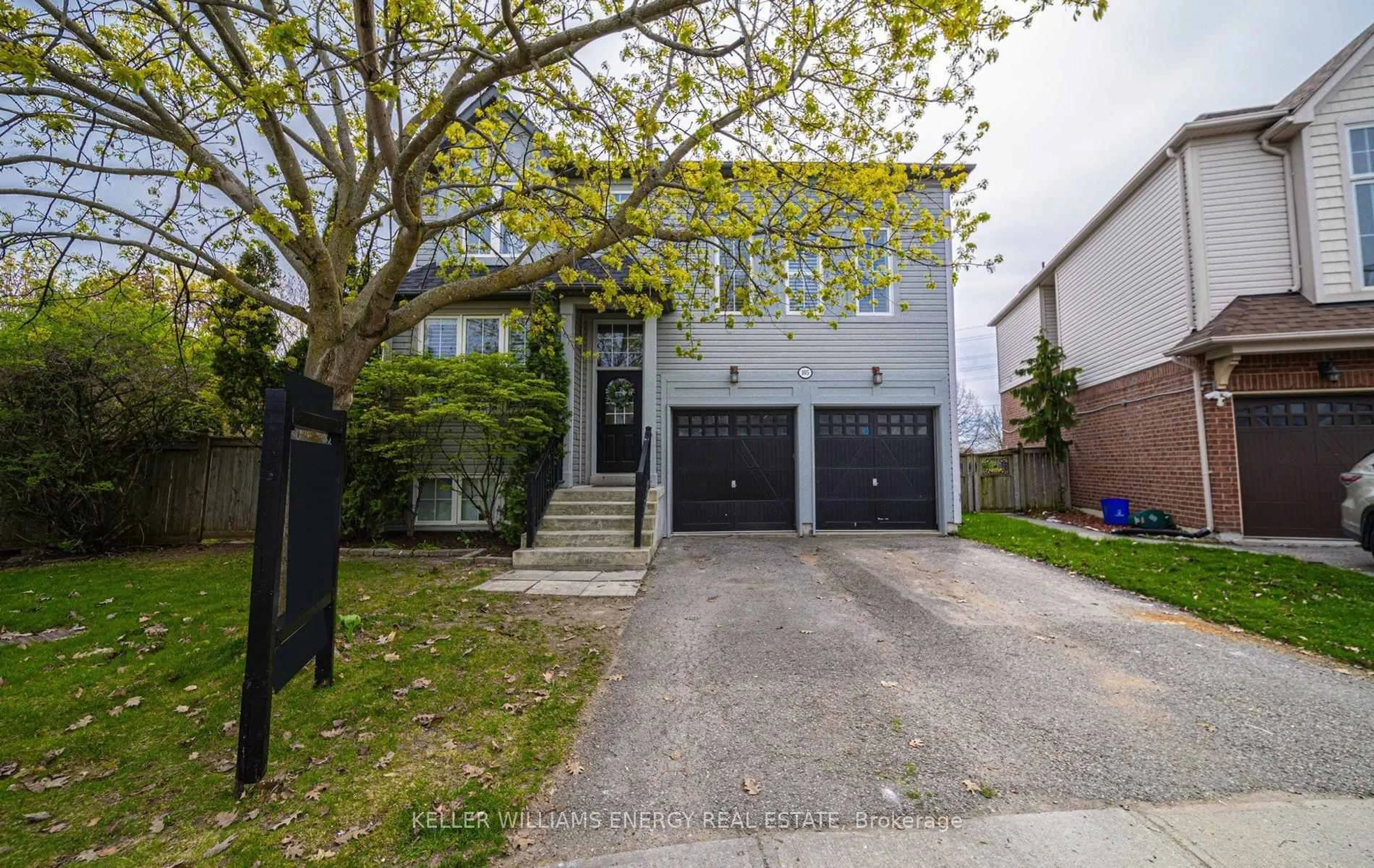 Unknown for 105 Woodbine Pl, Oshawa Ontario L1L 1C5