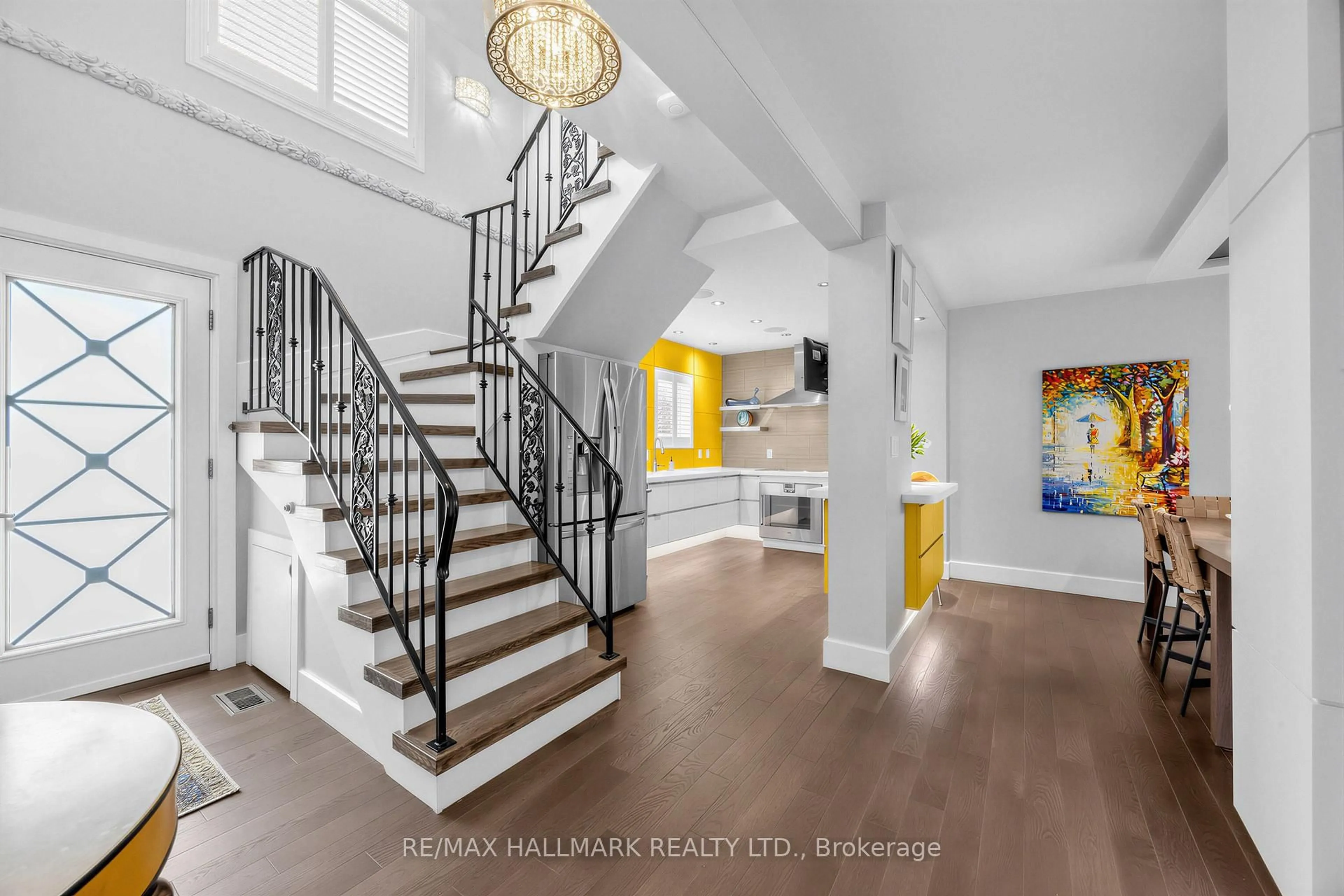 Unknown for 86 Binswood Ave, Toronto Ontario M4C 3N9