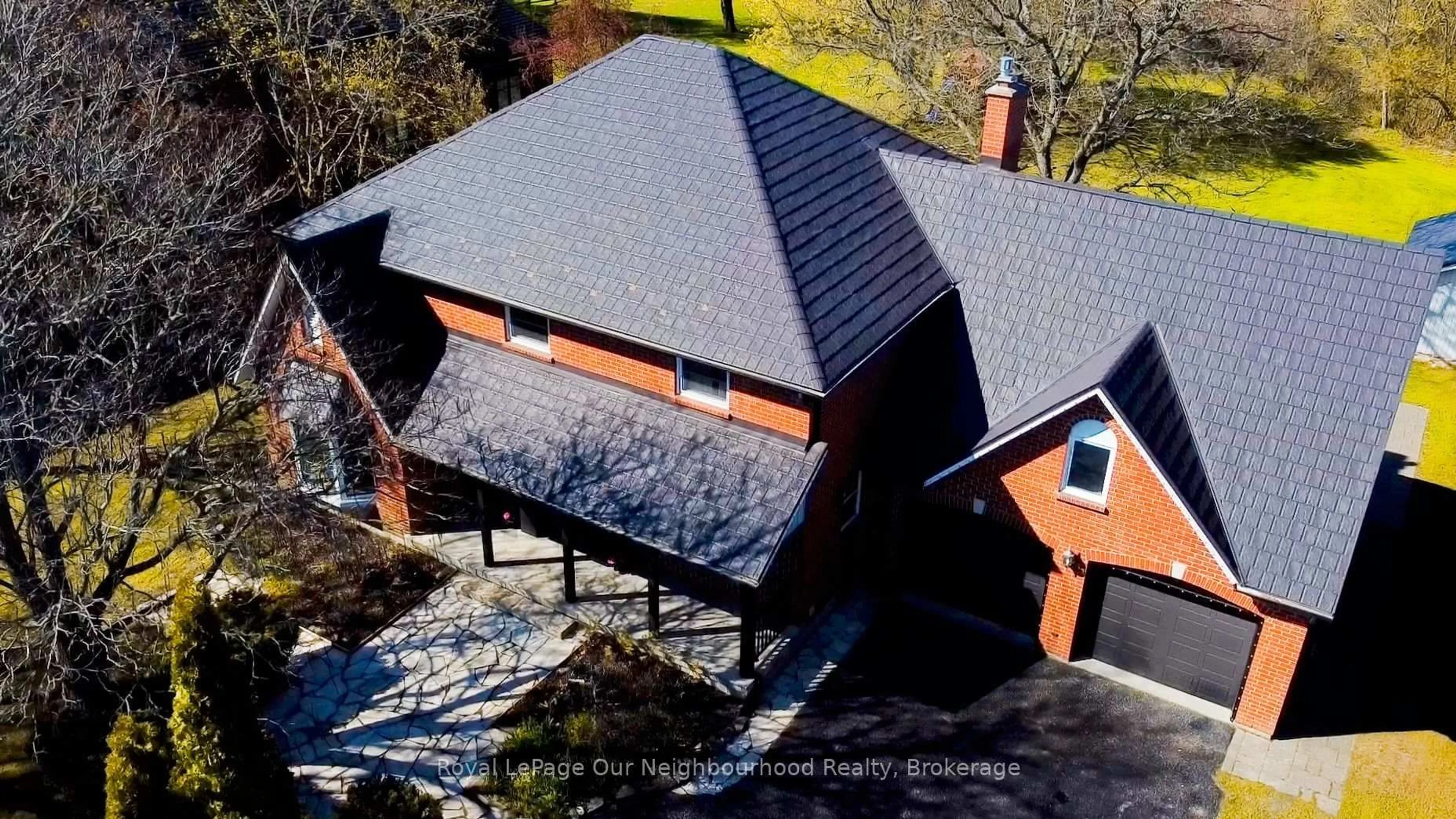 A pic from outside/outdoor area/front of a property/back of a property/a pic from drone, building for 3650 Old Scugog Rd, Clarington Ontario L1C 4J2