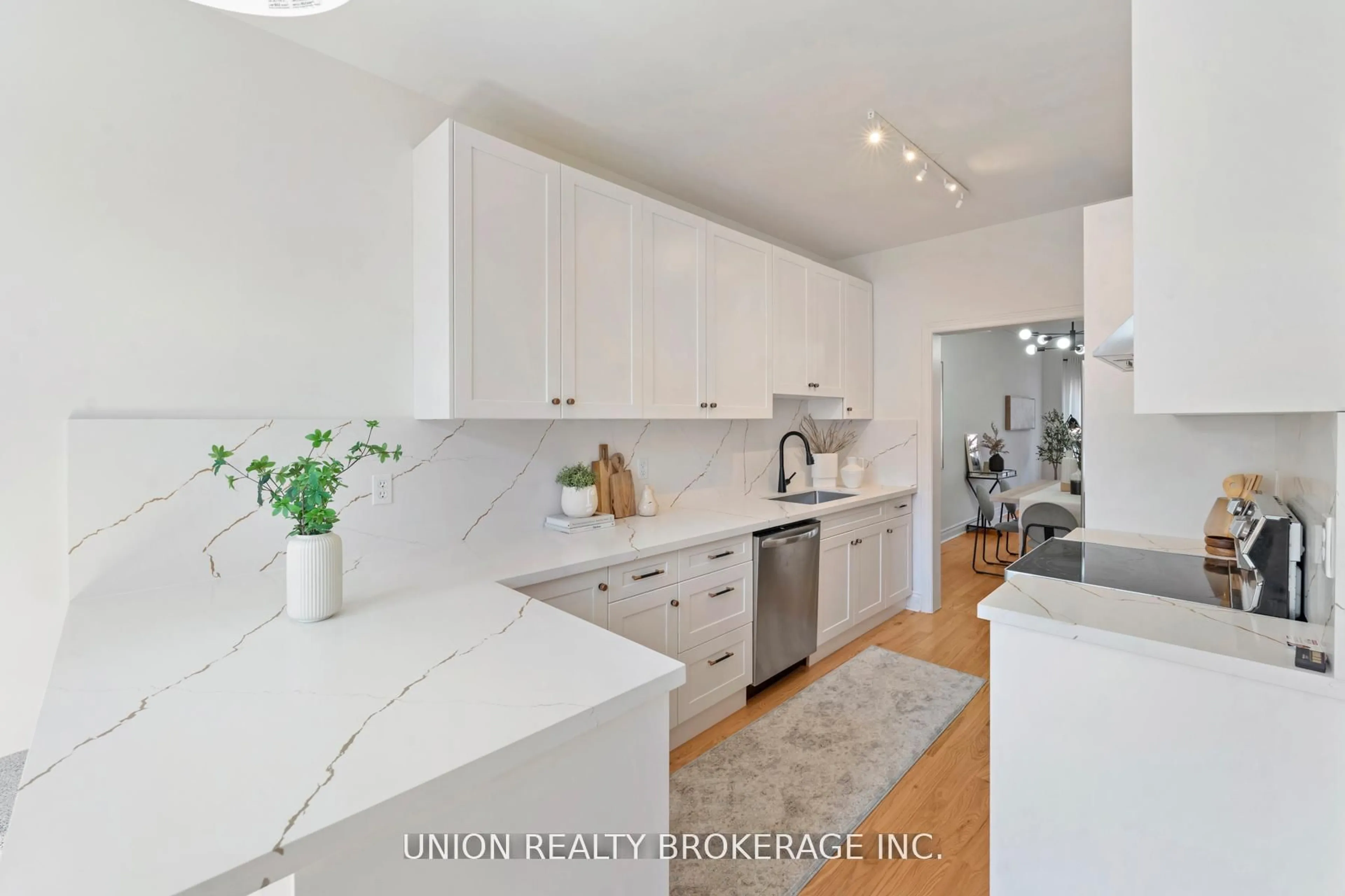 Open concept kitchen, unknown for 59D Woodbine Ave, Toronto Ontario M4L 3P1