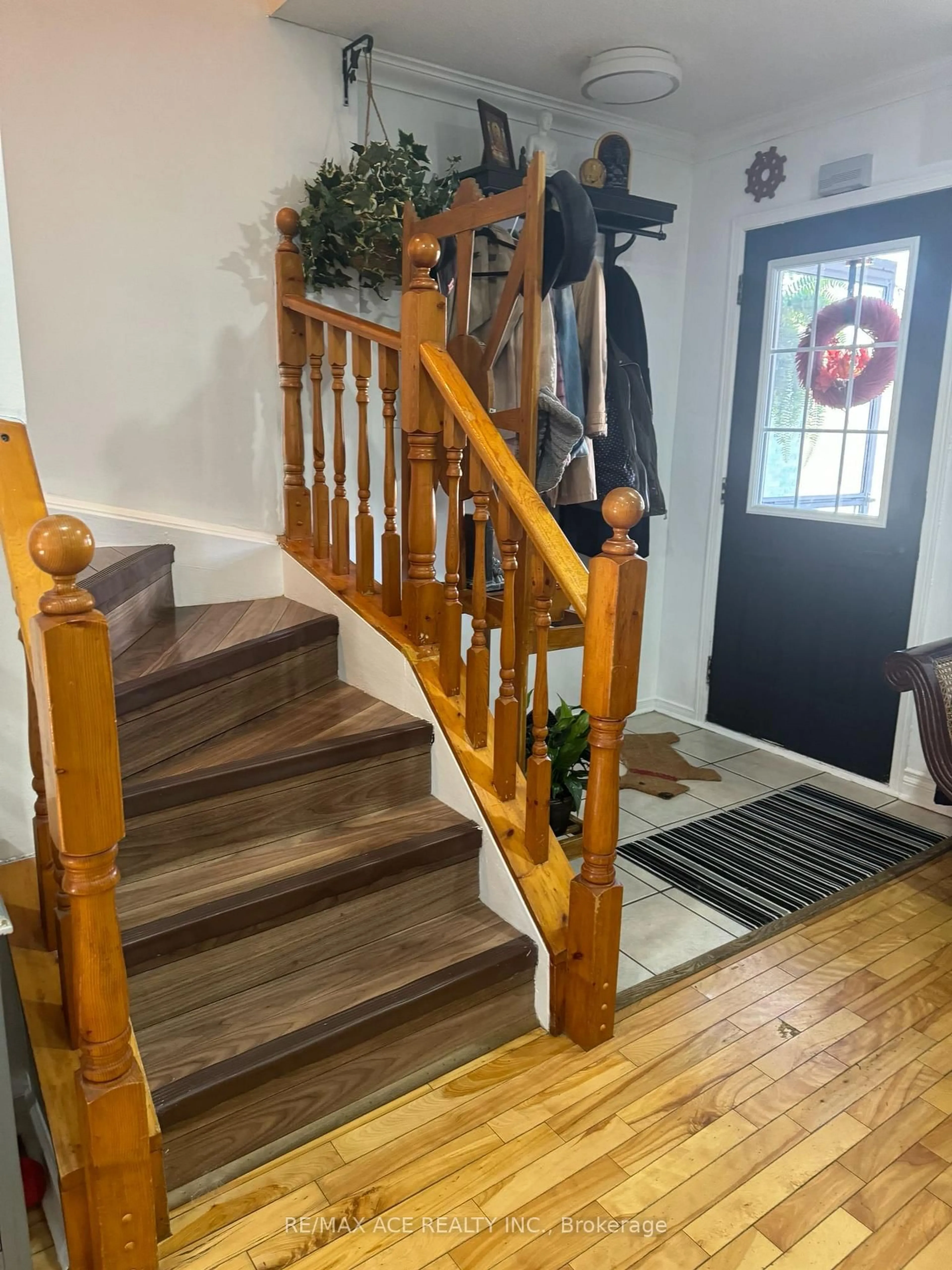 Unknown for 1456 Valley Dr, Oshawa Ontario L1J 7Z3