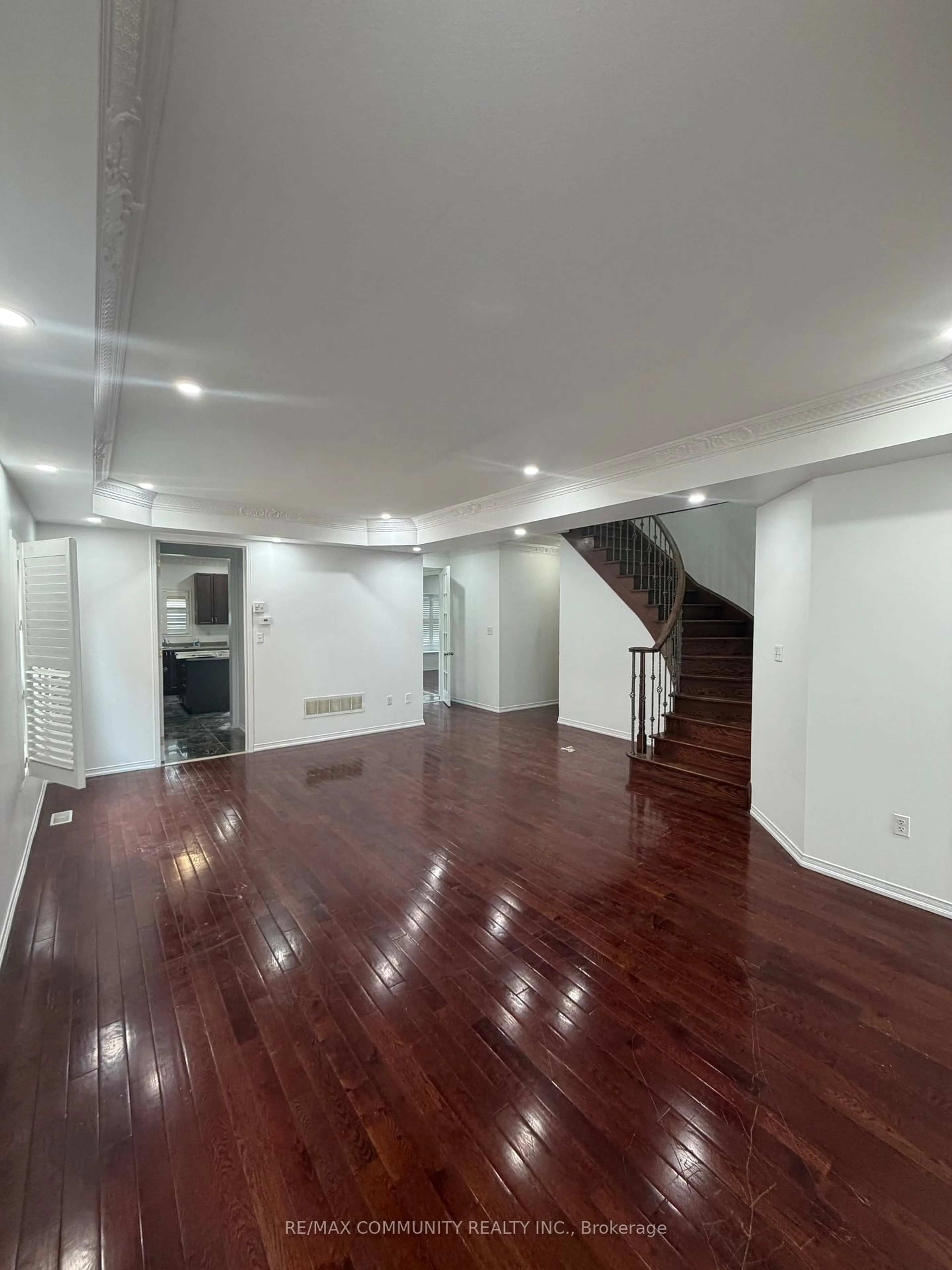 A pic of a room for 1771 Arborwood Dr, Oshawa Ontario L1K 0R6