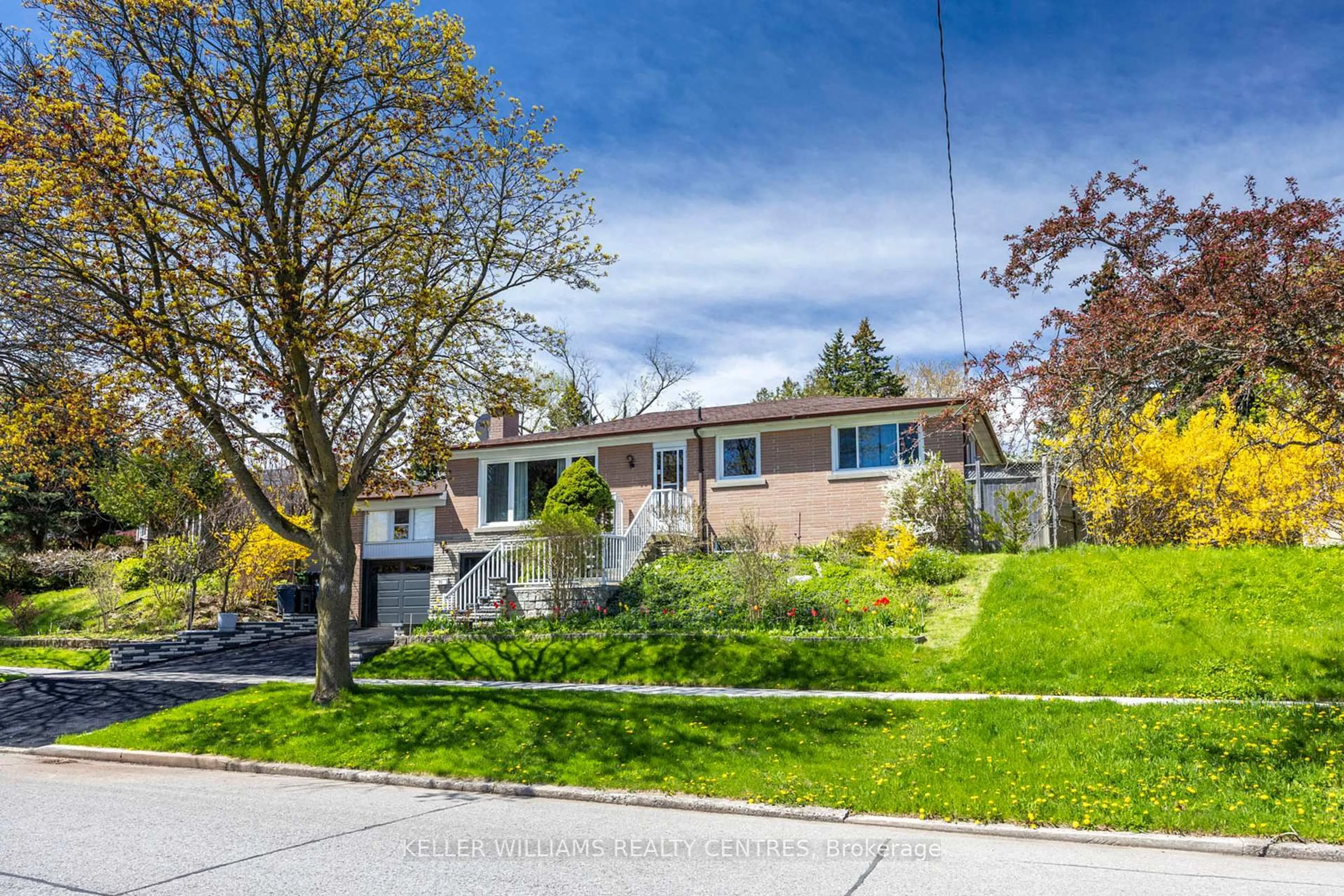Home with brick exterior material, street for 30 Bendale Blvd, Toronto Ontario M1J 2B3