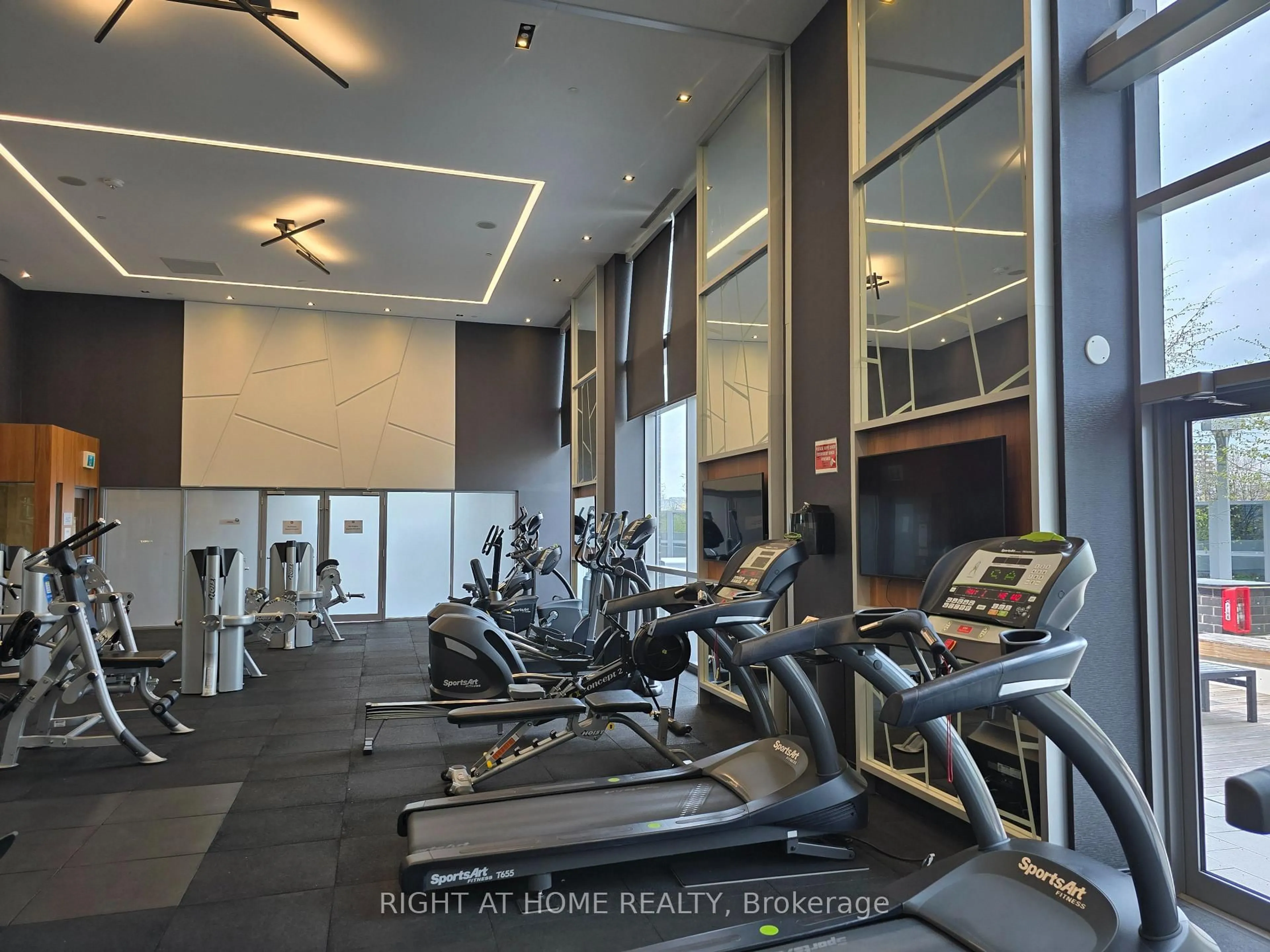 Gym or fitness room for 255 Village Green Sq #606, Toronto Ontario M1S 0L3