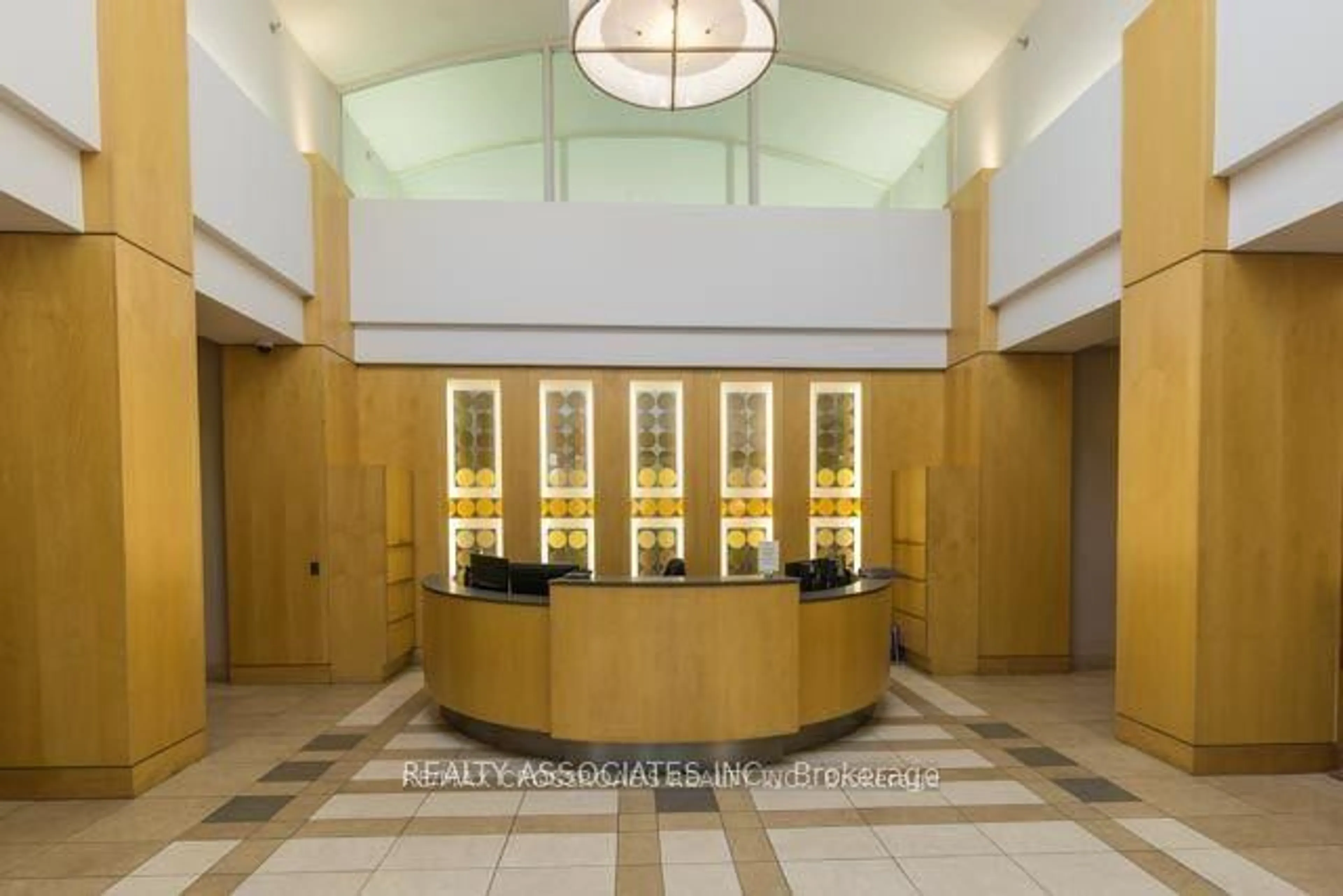 Lobby for 8 Mondeo Dr #918, Toronto Ontario M1P 5C7