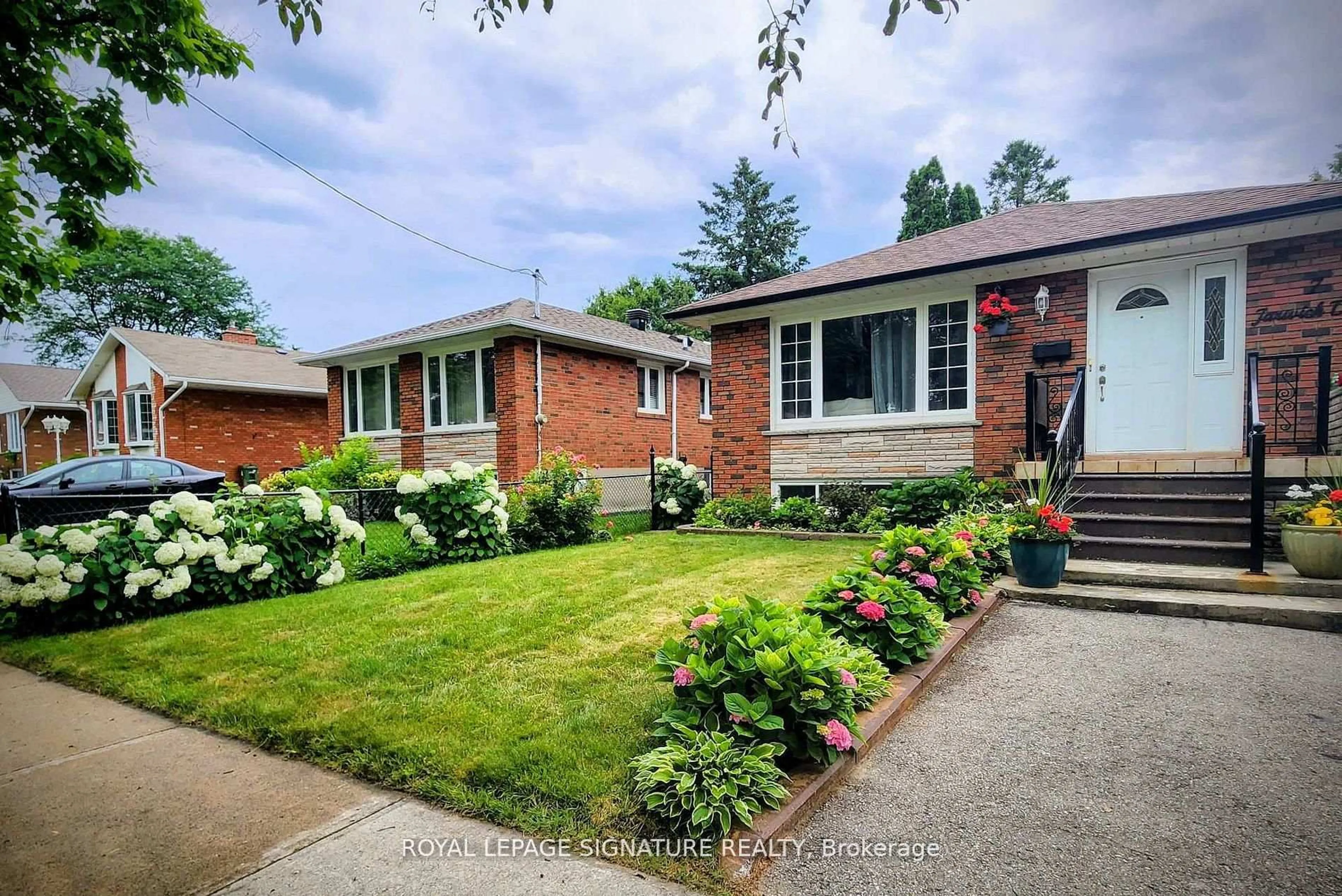 Home with brick exterior material, street for 7 Jarwick Dr, Toronto Ontario M1H 2H1