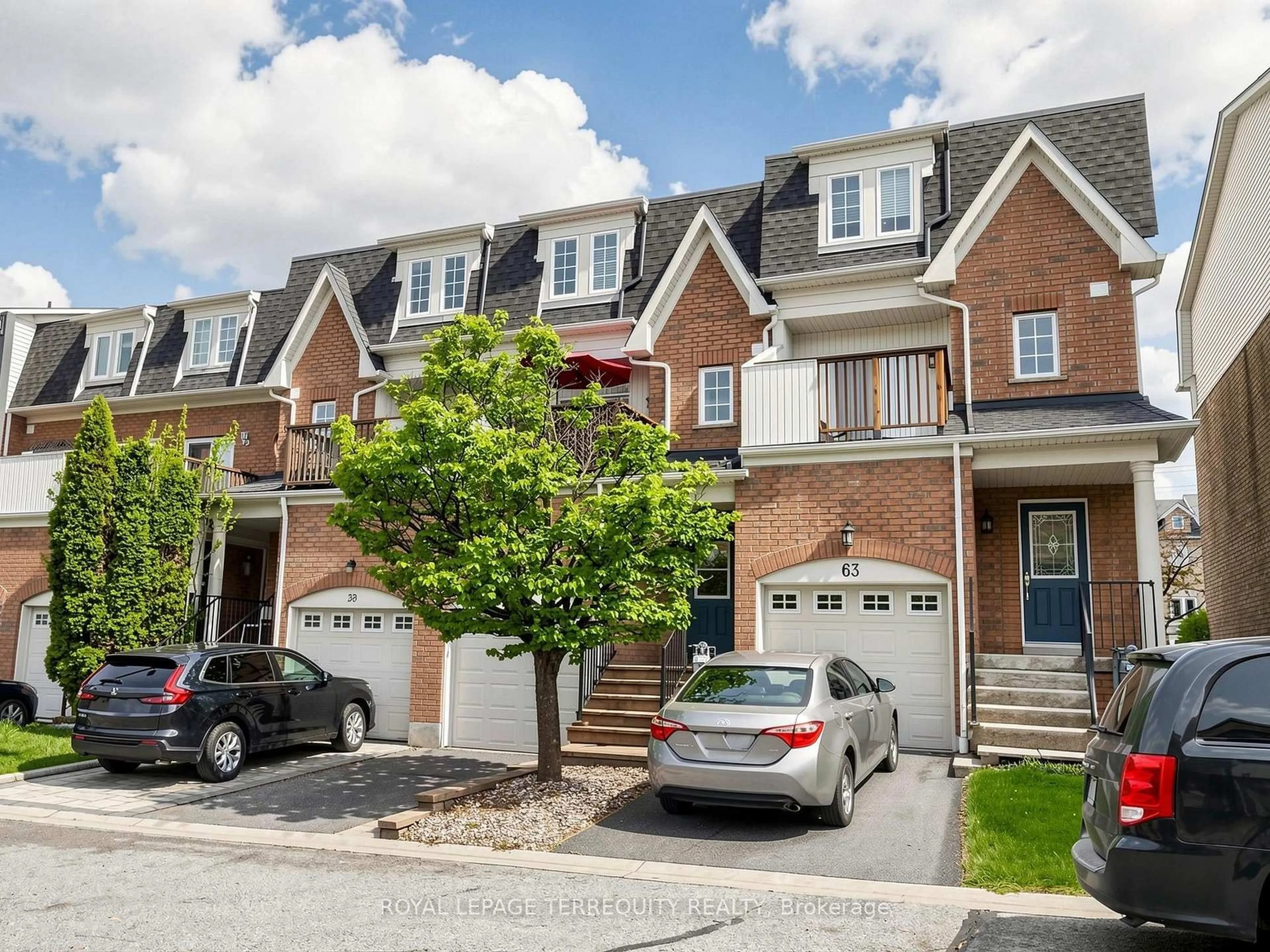 Home with brick exterior material, street for 61 Sprucedale Way, Whitby Ontario L1N 9T9