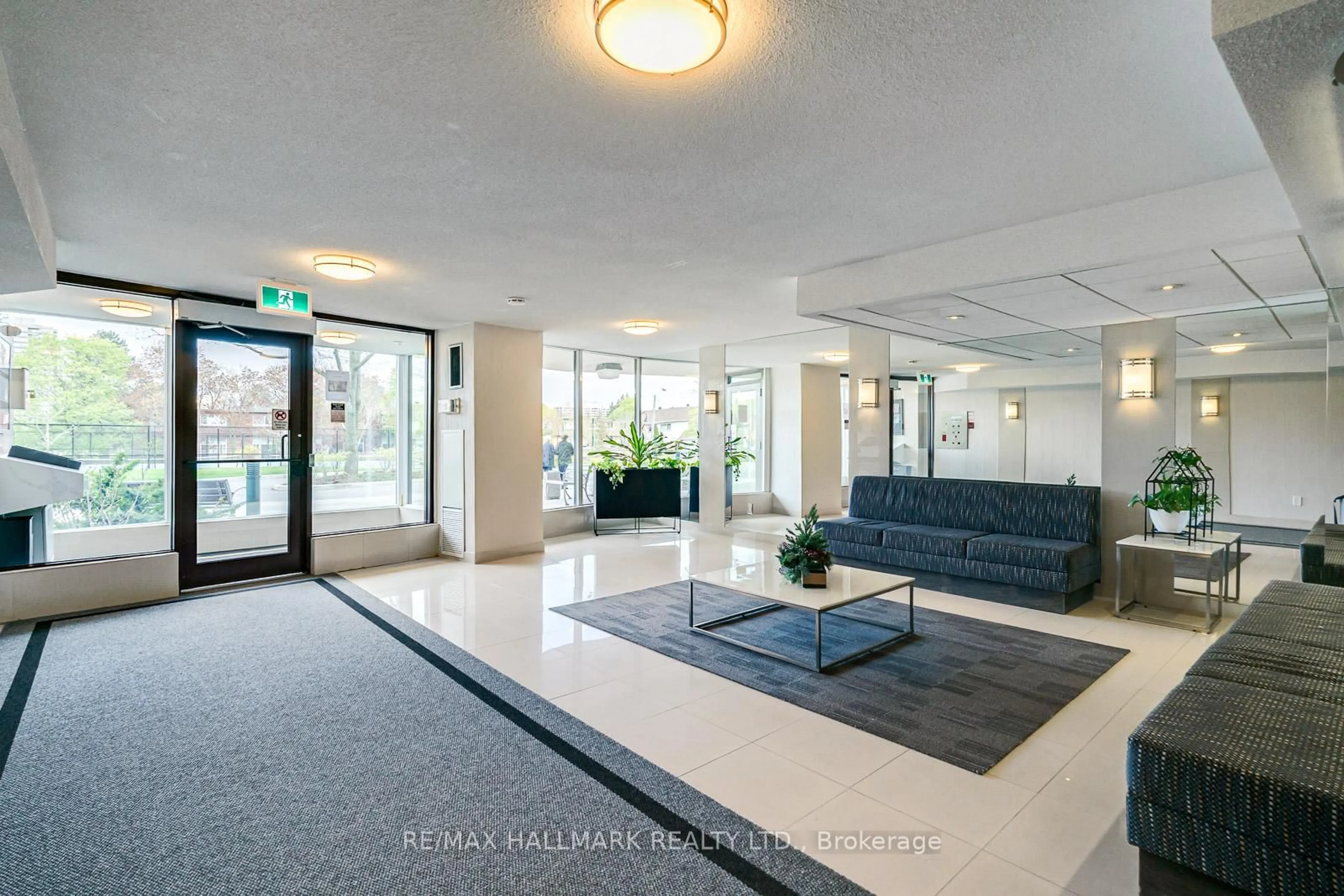 Indoor foyer for 55 Huntingdale Blvd #1203, Toronto Ontario M1W 2N9