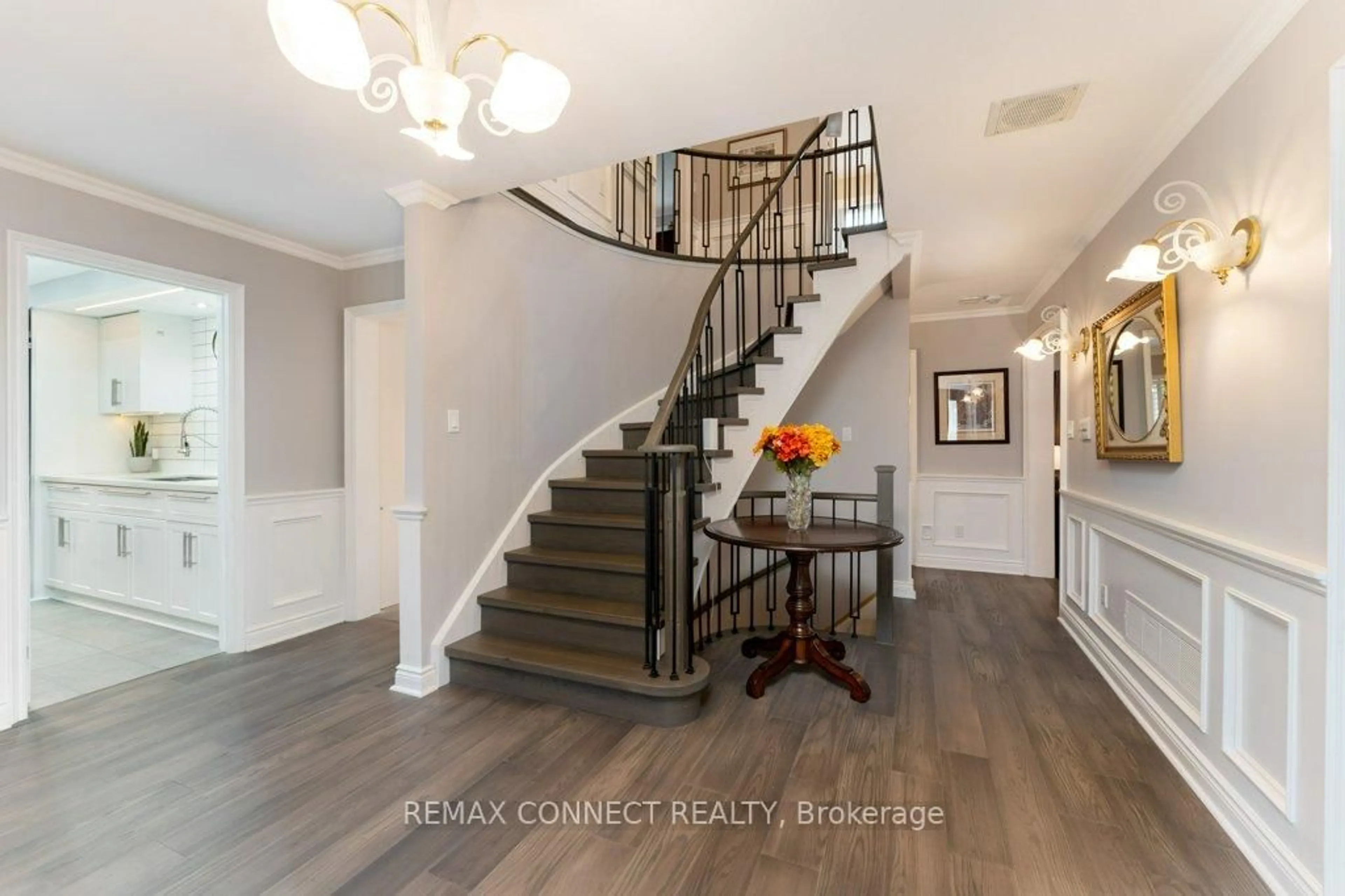 Indoor entryway for 1879 New St, Pickering Ontario L1V 3L9