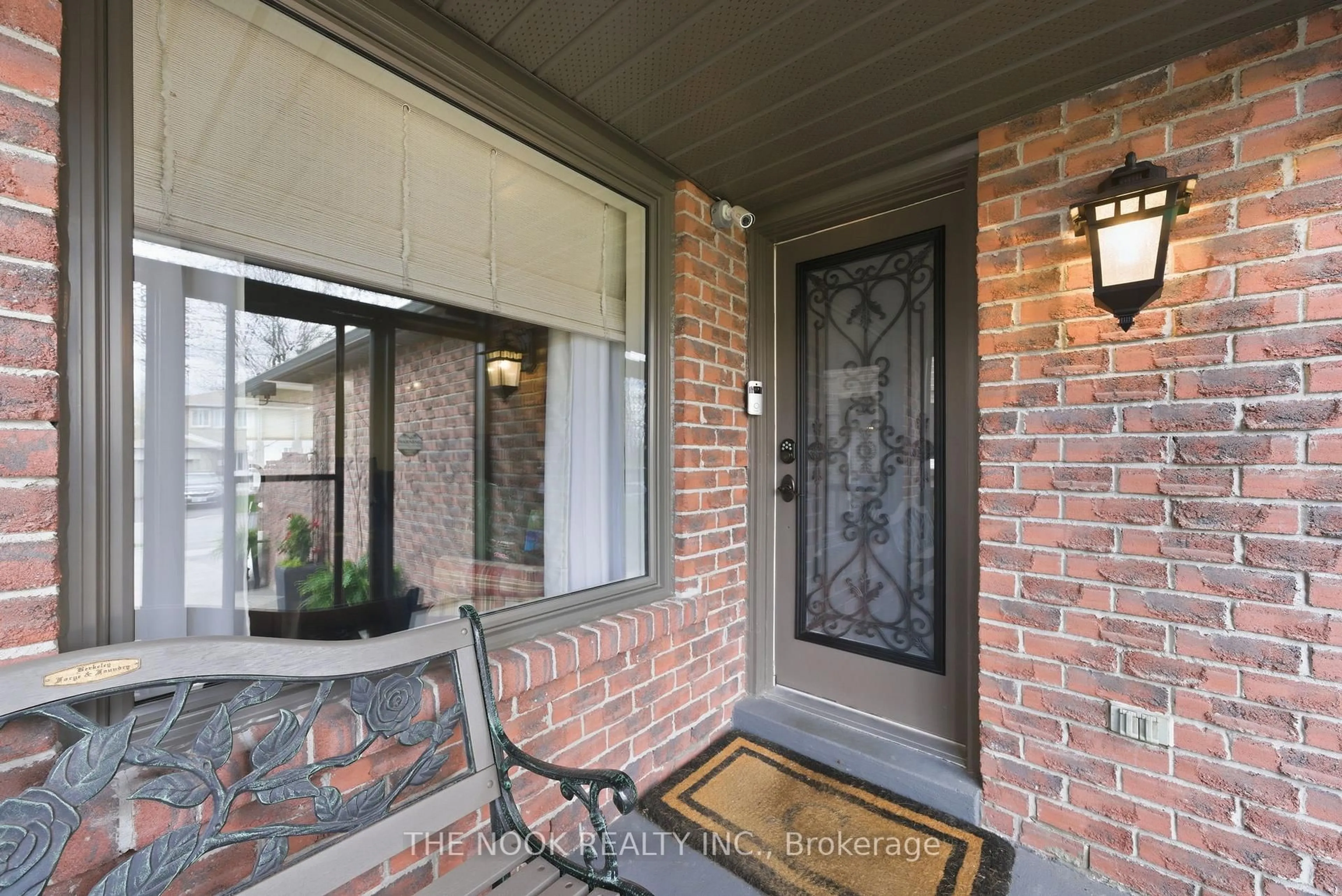 Indoor entryway for 7 Brocklesby Cres, Ajax Ontario L1T 2H9
