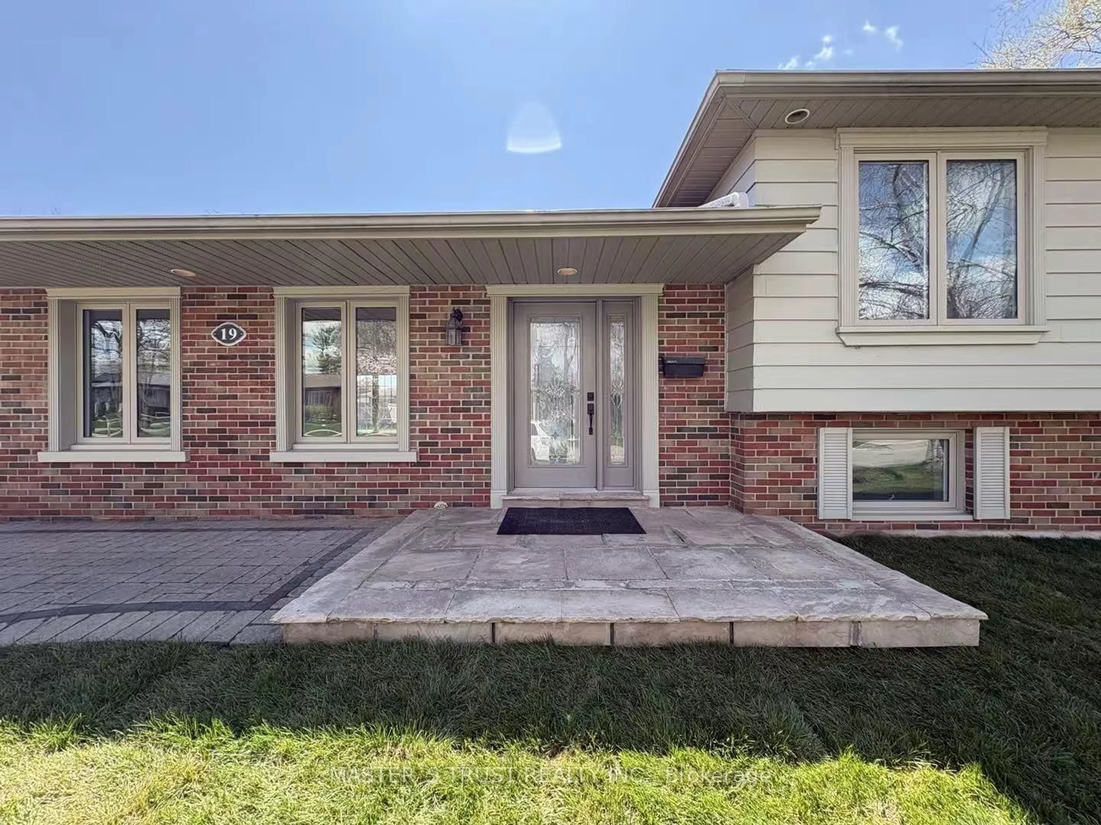 Home with brick exterior material, street for 19 Cockburn Dr, Toronto Ontario M1C 2T1