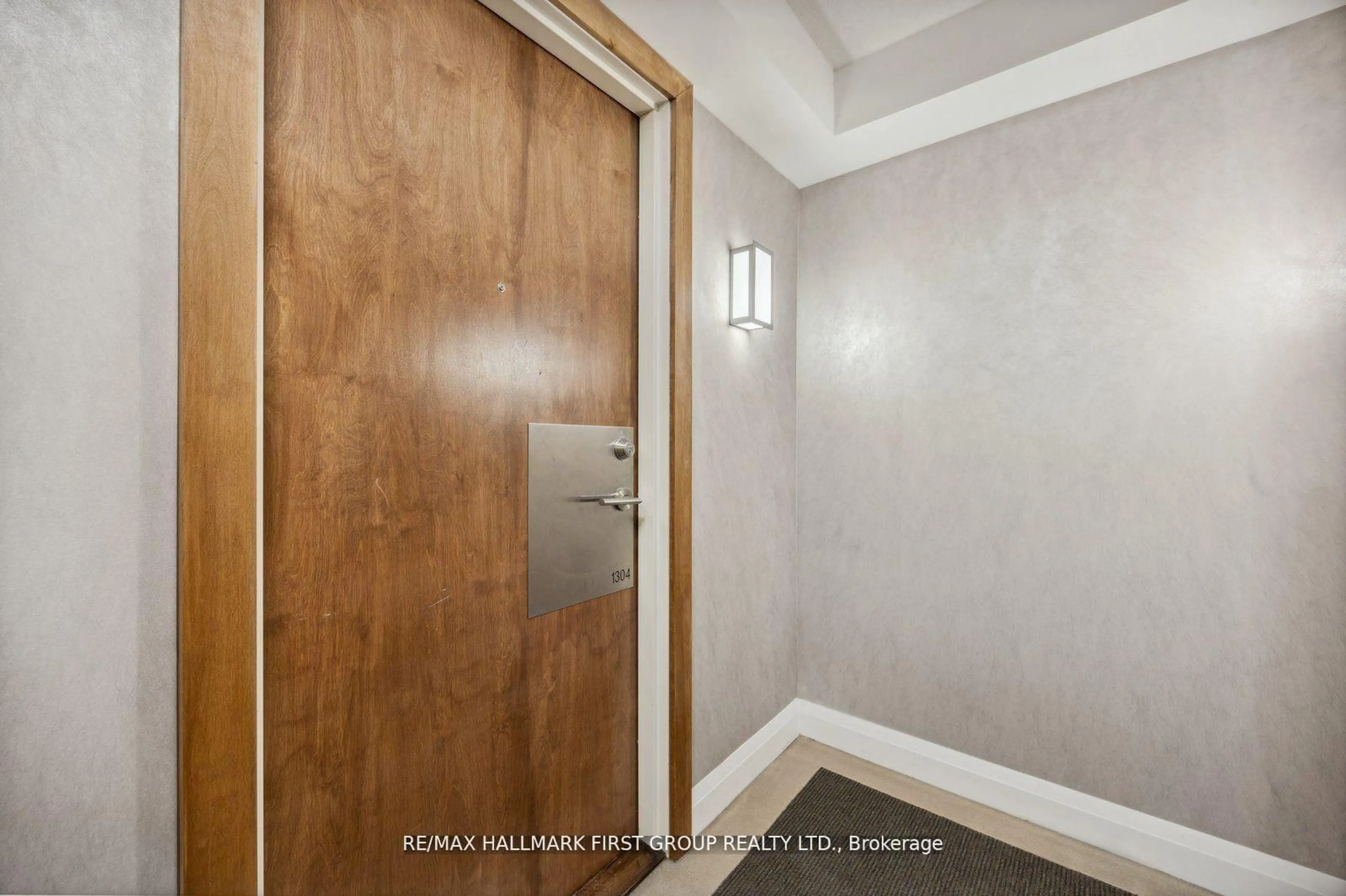 Unknown for 1215 Bayly St #1304, Pickering Ontario L1W 1L7