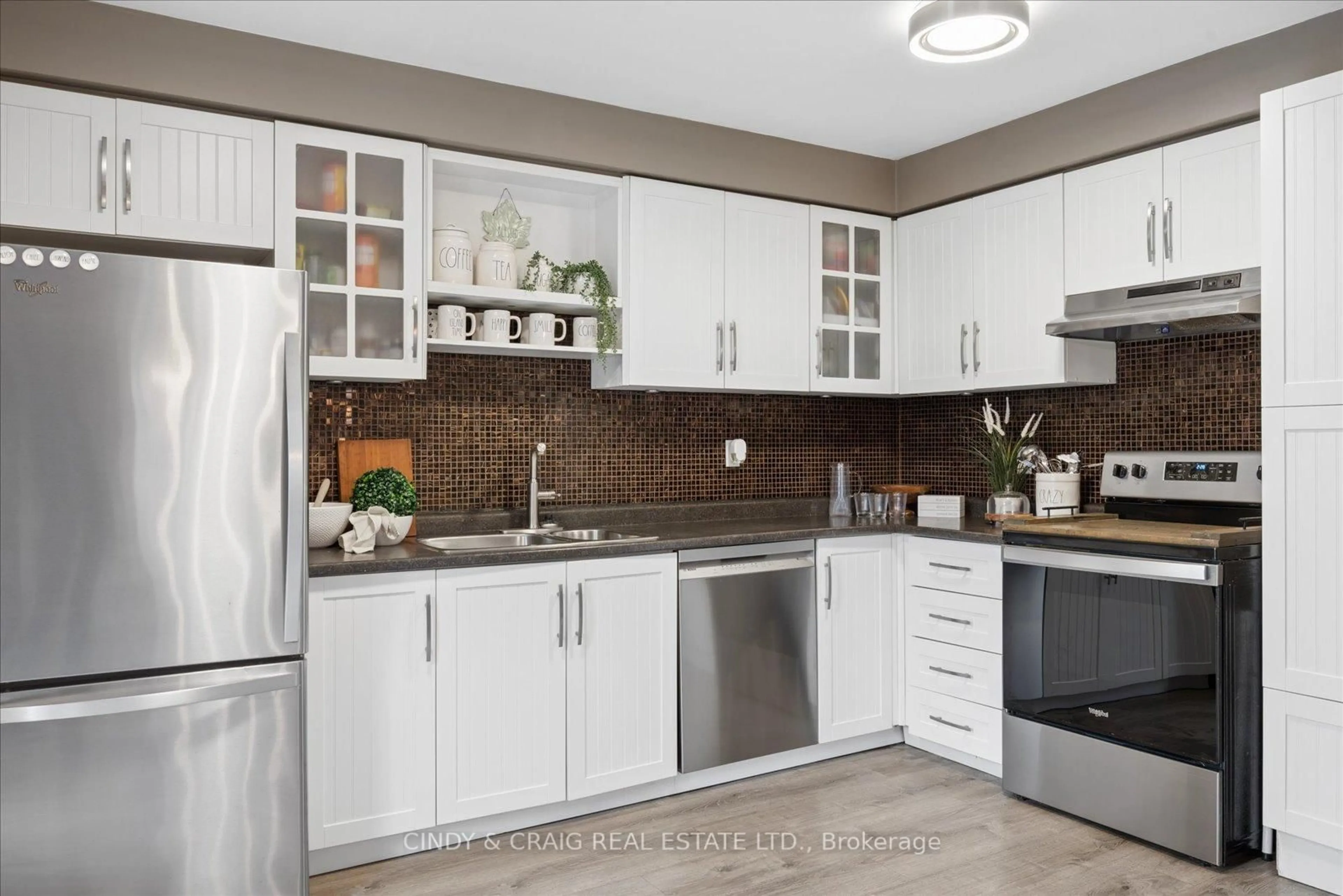 Unknown for 31 Hillhurst Cres, Clarington Ontario L1E 2A4