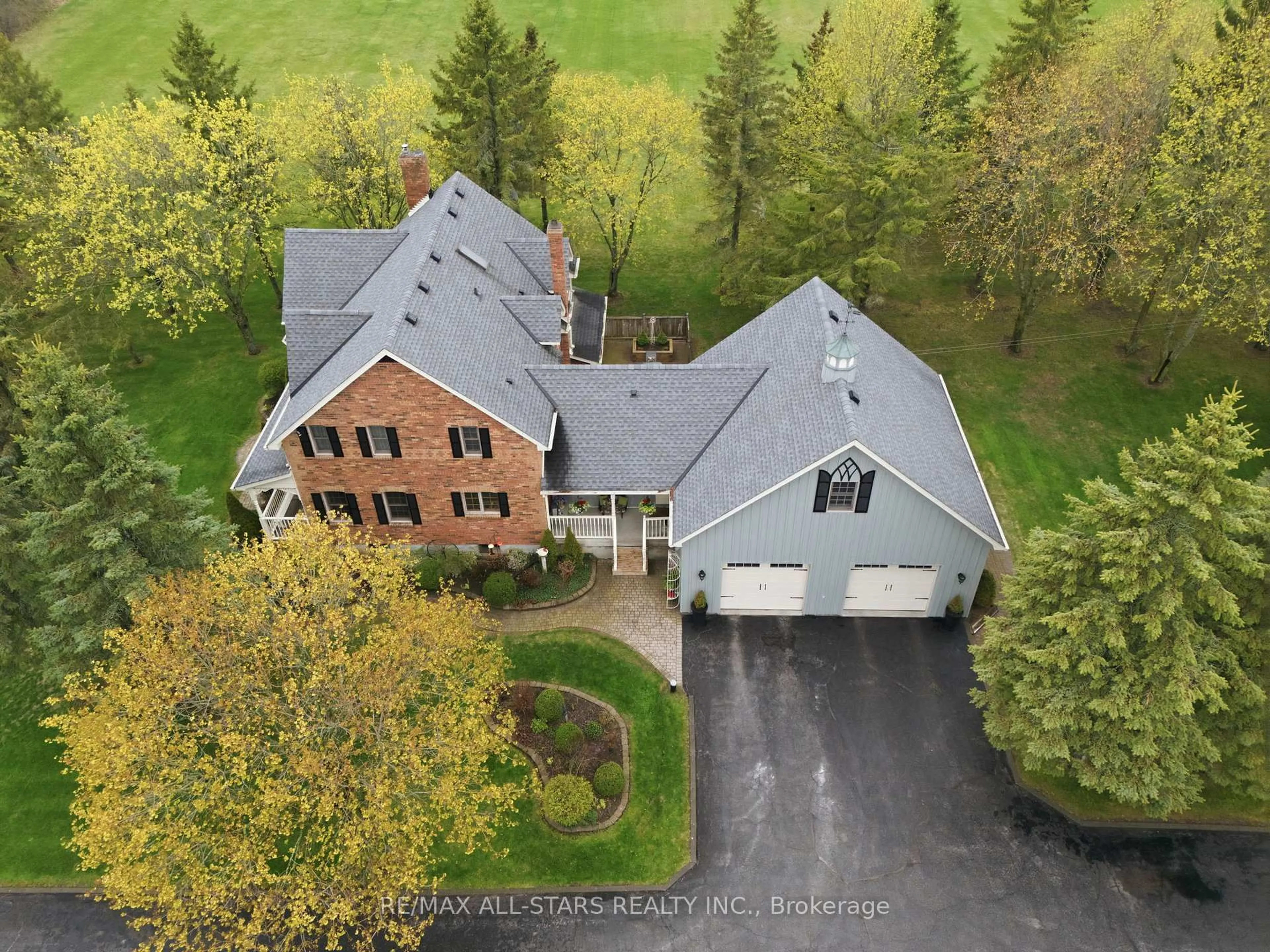A pic from outside/outdoor area/front of a property/back of a property/a pic from drone, street for 4271 Fallis Rd, Scugog Ontario L0B 1L0