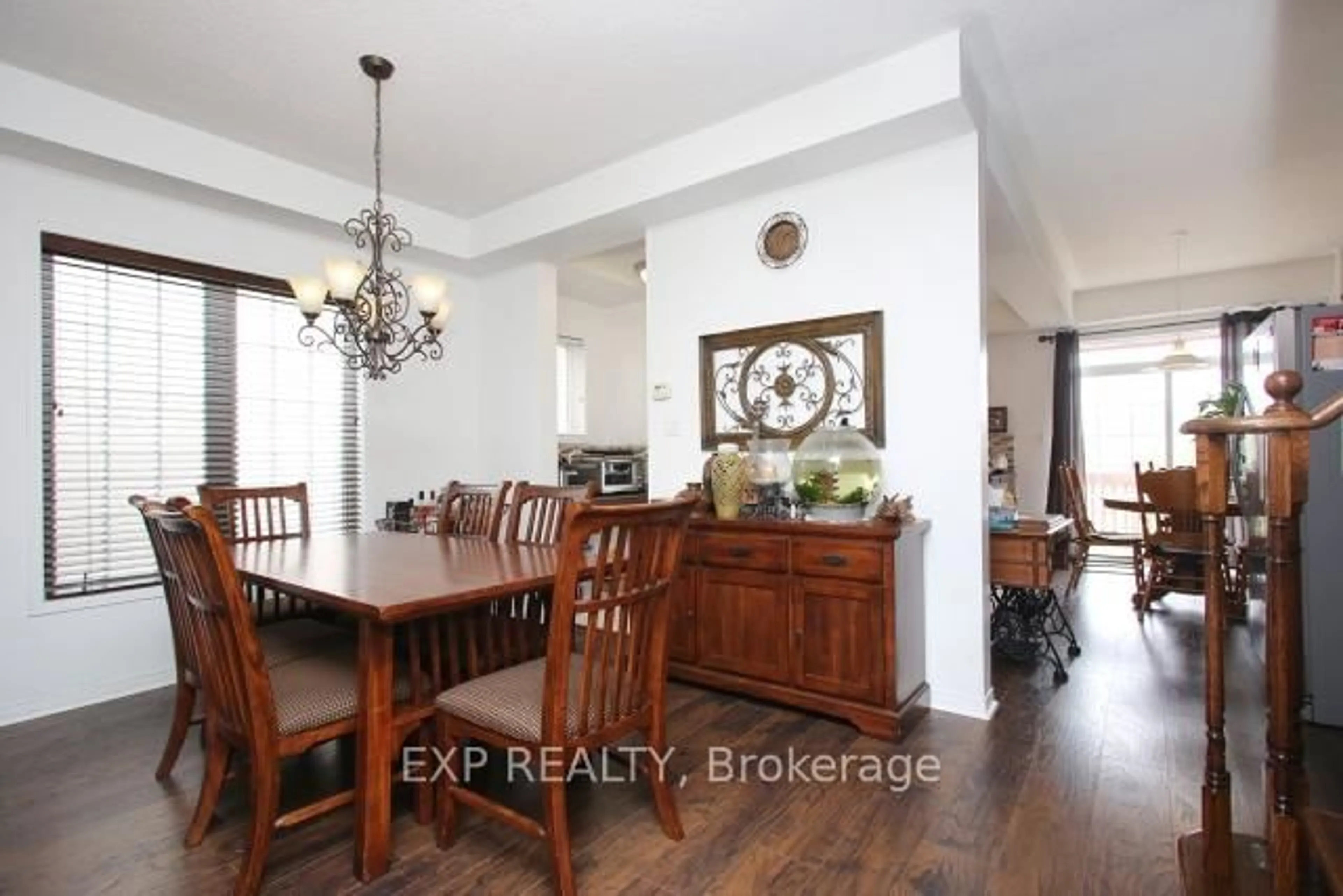 Dining room, unknown for 1335 Langley Circ, Oshawa Ontario L1K 0E2