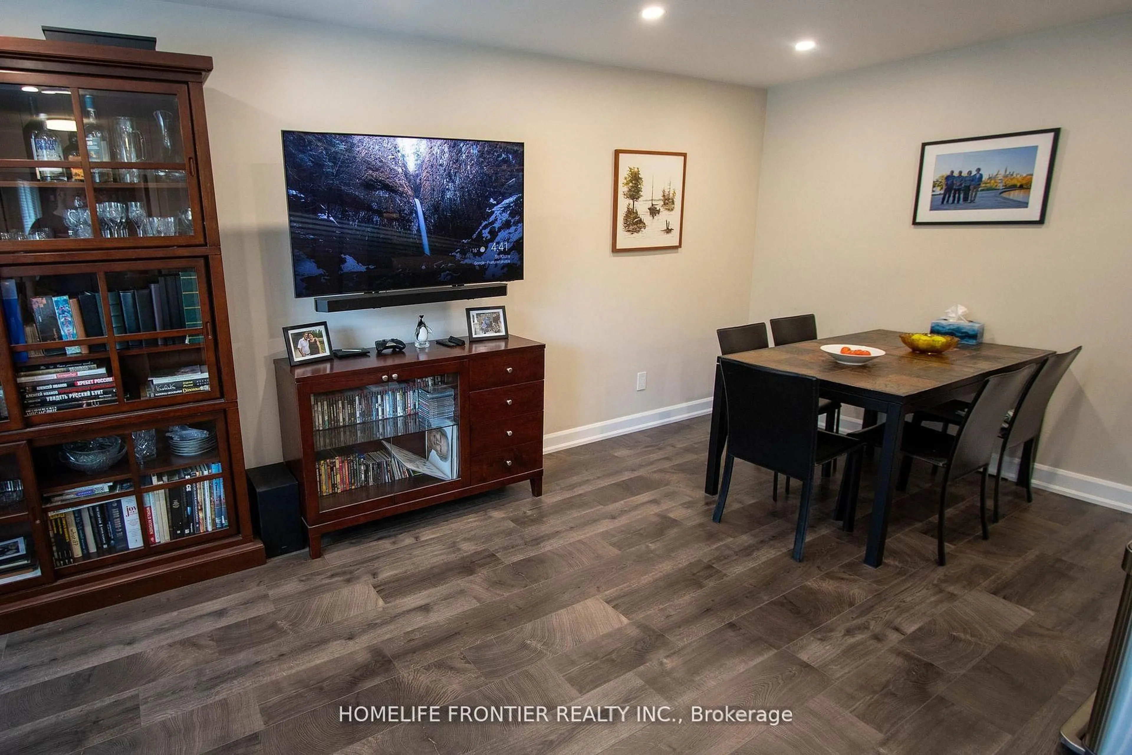 Home theater for 59 Dowswell Dr, Toronto Ontario M1B 1H5
