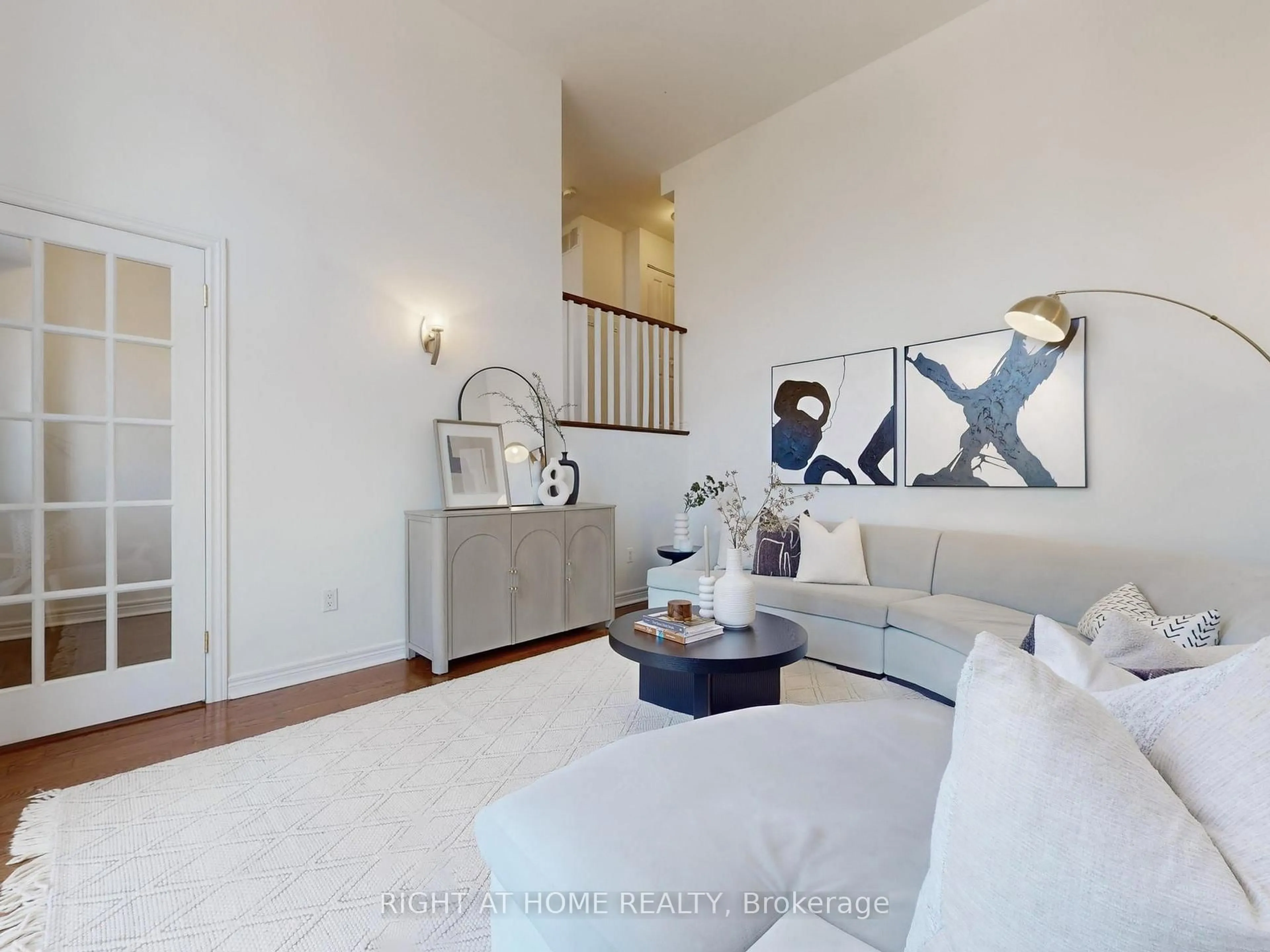 Living room with furniture, unknown for 1021 Craven Rd, Toronto Ontario M4J 4V7