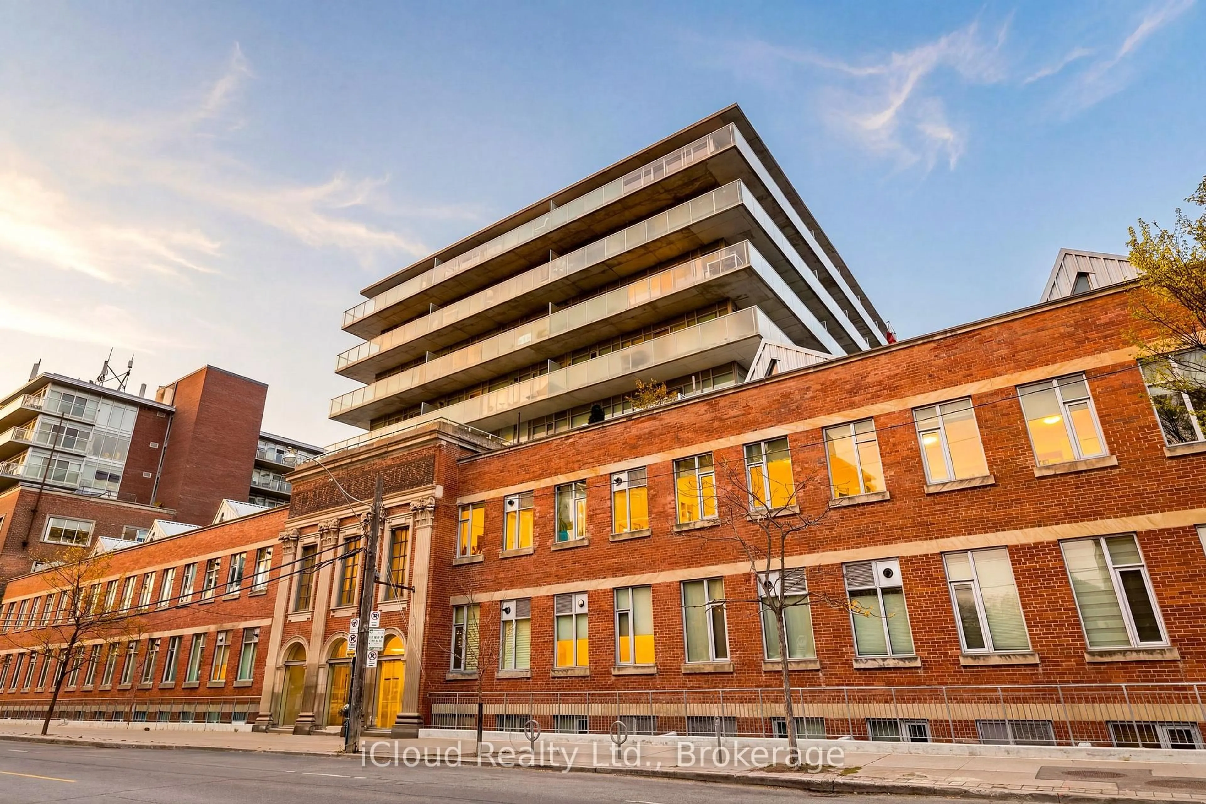 Home with brick exterior material, building for 201 Carlaw Ave #244, Toronto Ontario M4M 2S1