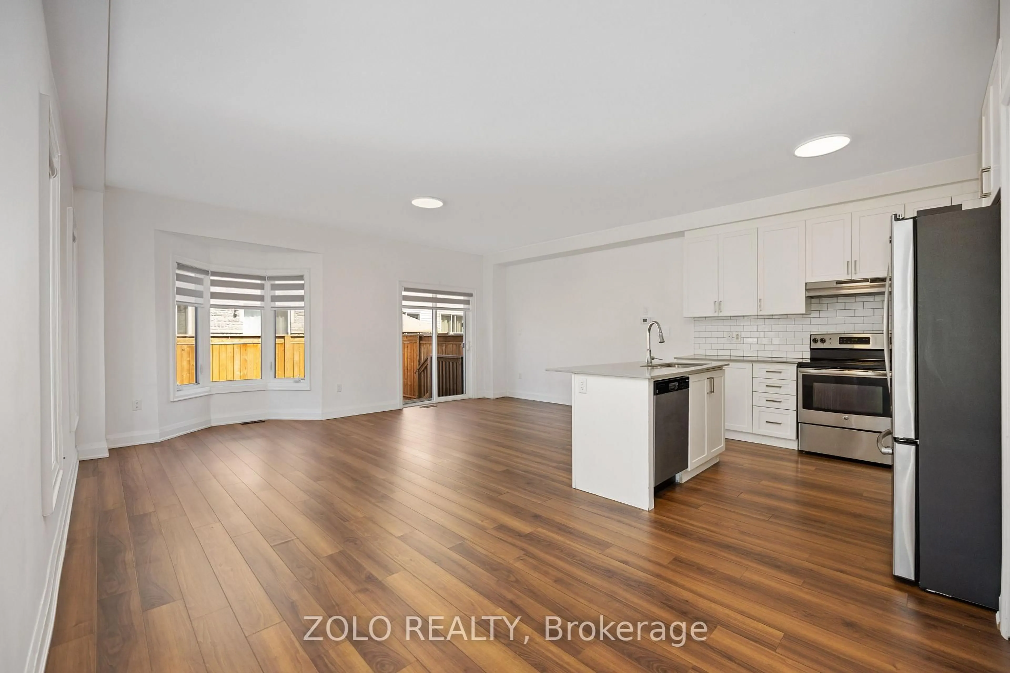 Open concept kitchen, unknown for 37 Prospect Way, Whitby Ontario L1N 0L4